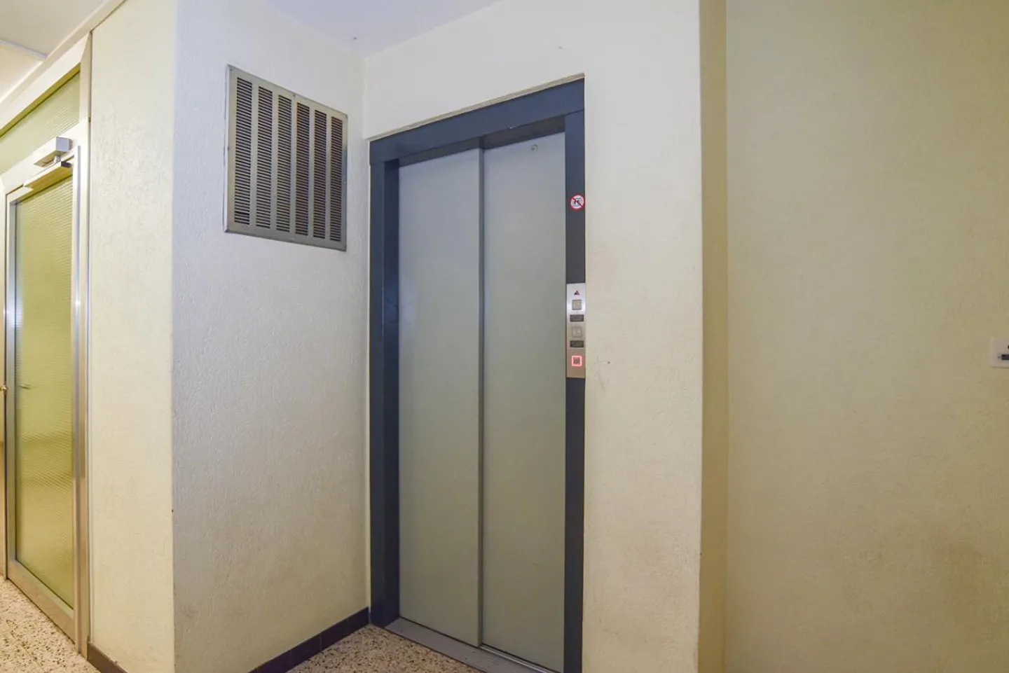 Preiswerte Wohnung mit grosszügigem Balkon - Foto 5 von 16
