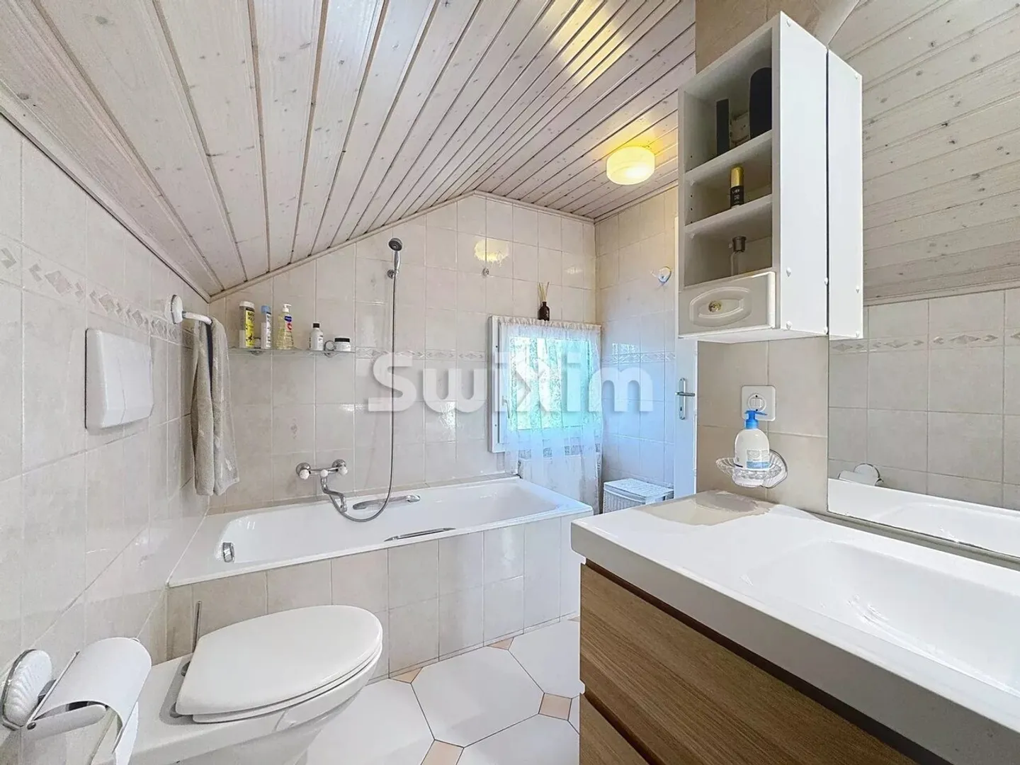 Magnifica villa indipendente di 5 camere - Foto 8 di 10