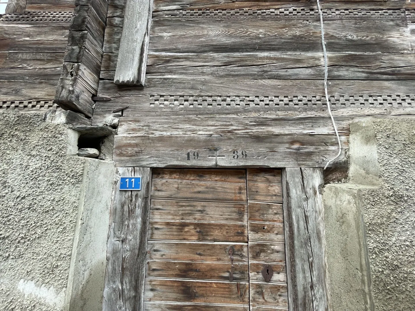 Casa storica e rustica - Oggetto per amatori - Foto 2 di 12