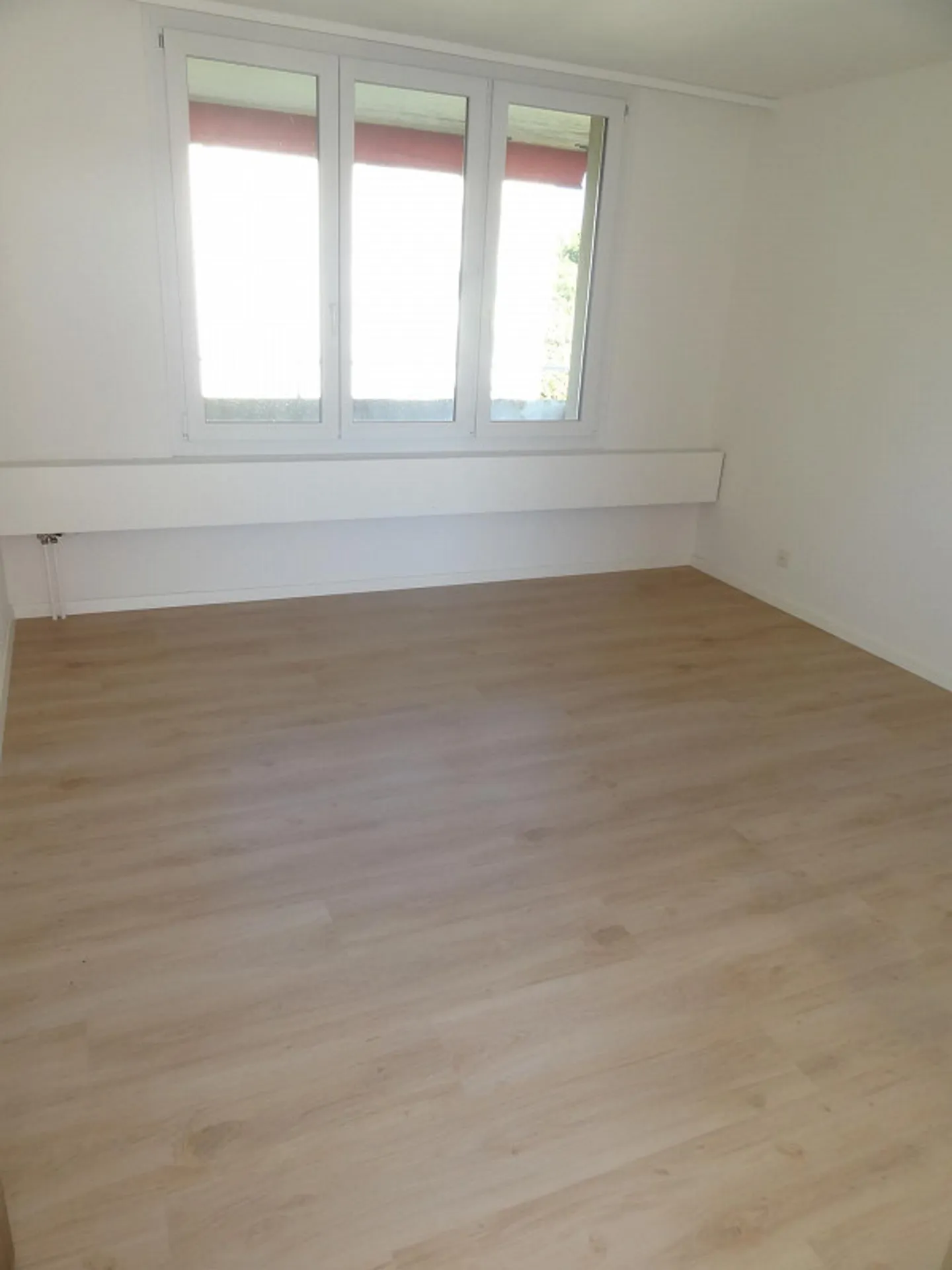 Charmante Wohnung mit Balkon - Foto 2 von 3