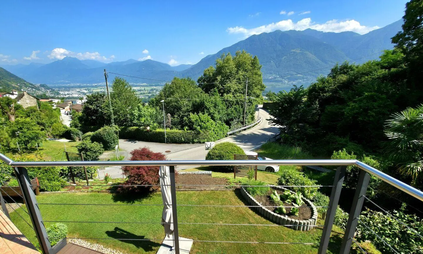 Where the sound of water meets the peace of nature - Photo 3 of 13