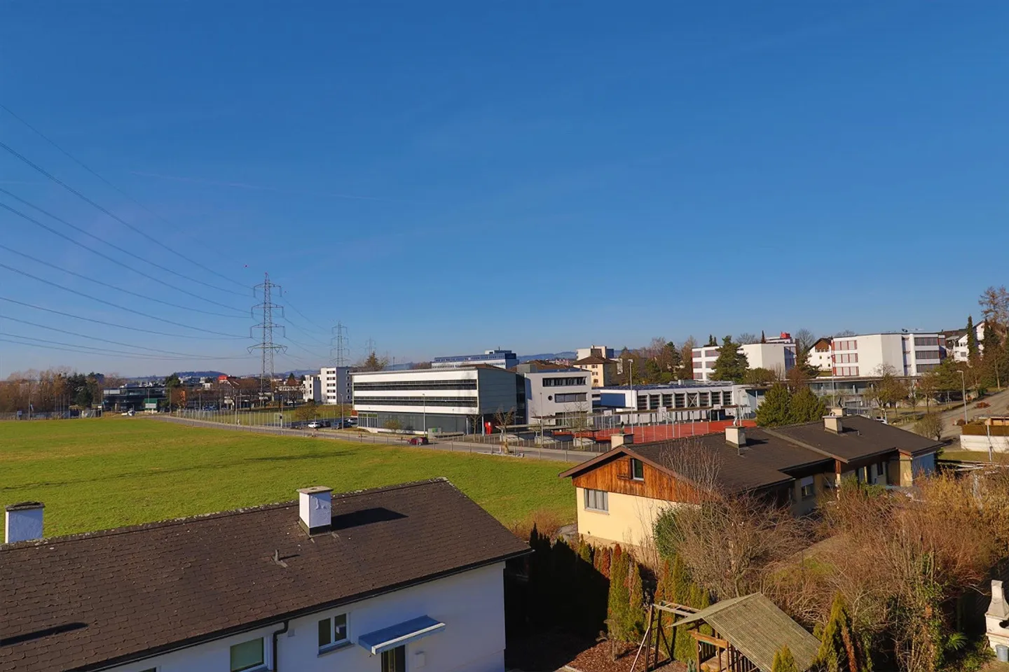 Appartamento luminoso a Steinhausen - Foto 2 di 15