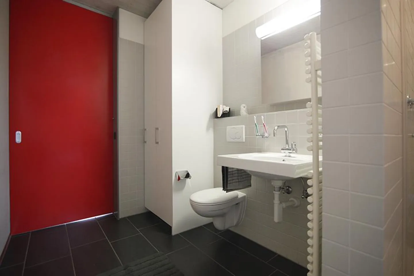 Modernes Apartment mit einzigartigem Grundriss - Foto 5 von 9