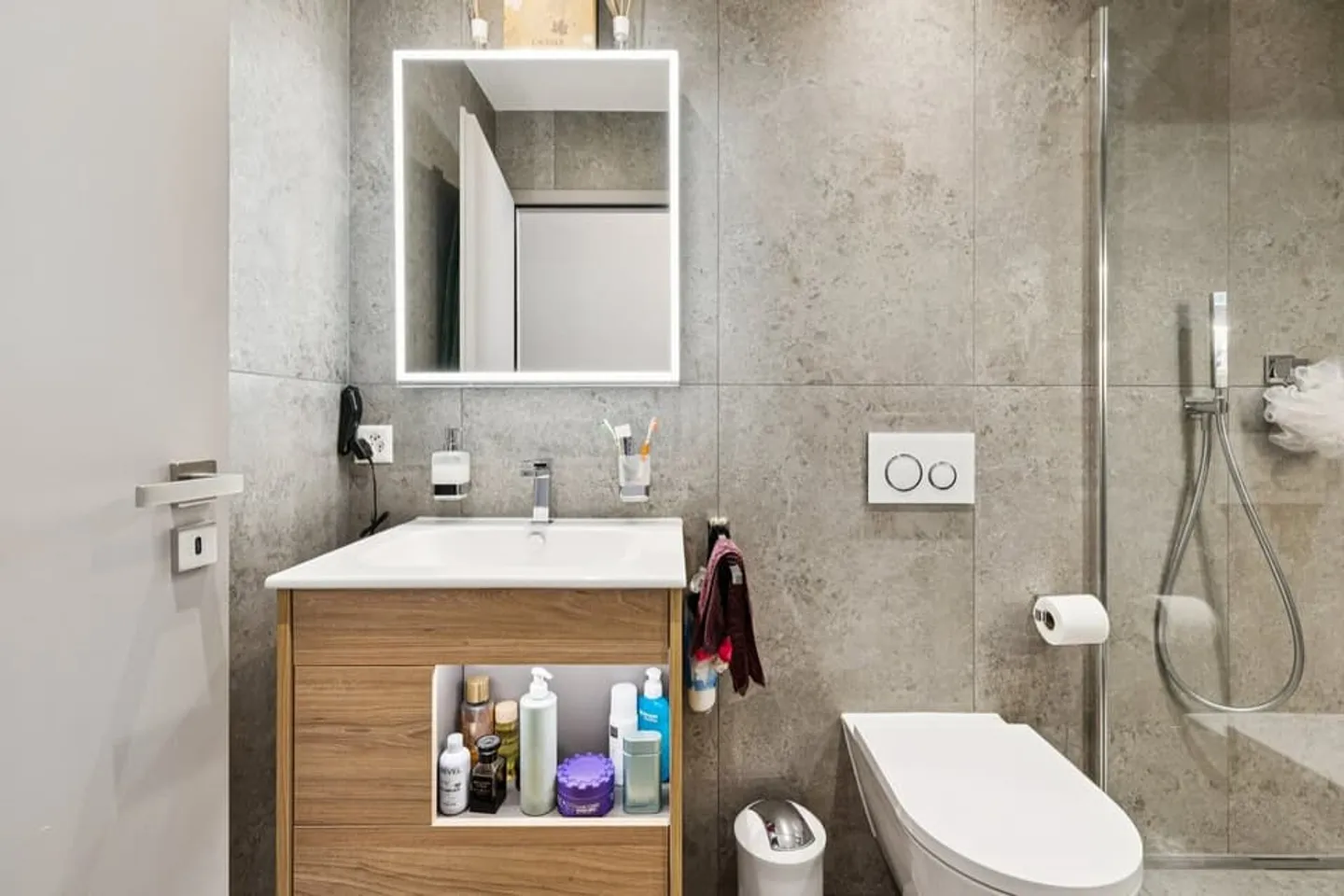 Splendido appartamento ristrutturato 3,5p a Nyon - Foto 13 di 13