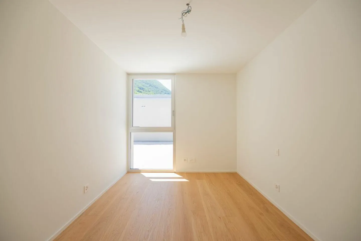 High-Modern Design Villas in Cadro - Photo 19 of 25