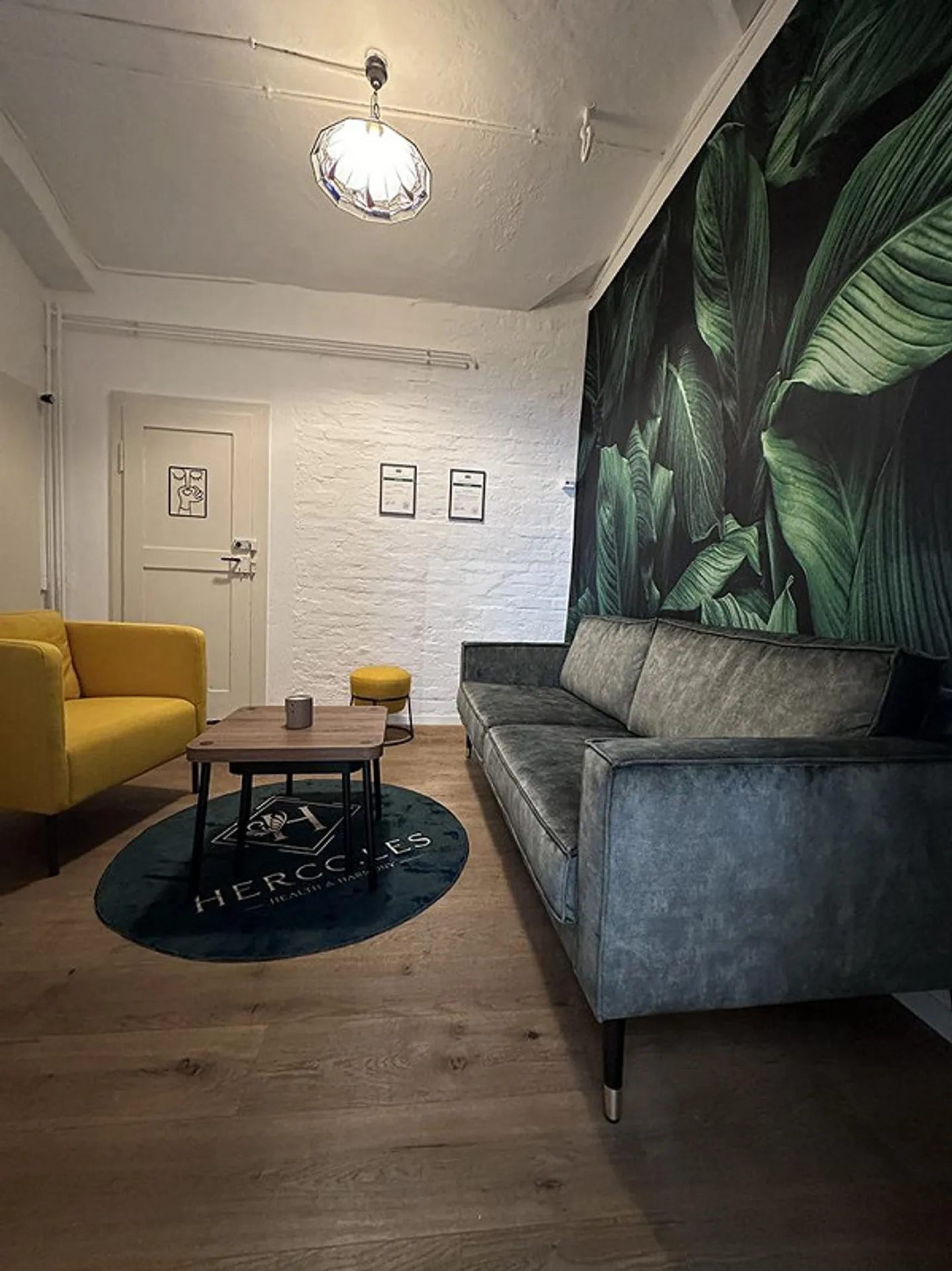 Charming Commercial Space - Photo 5 of 7