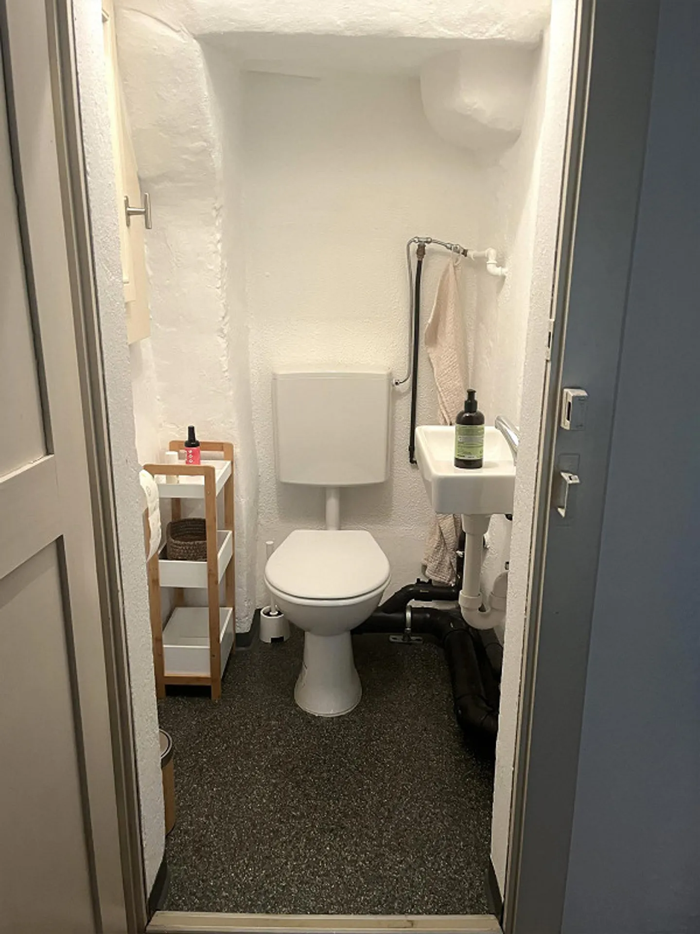 Charming Commercial Space - Photo 7 of 7