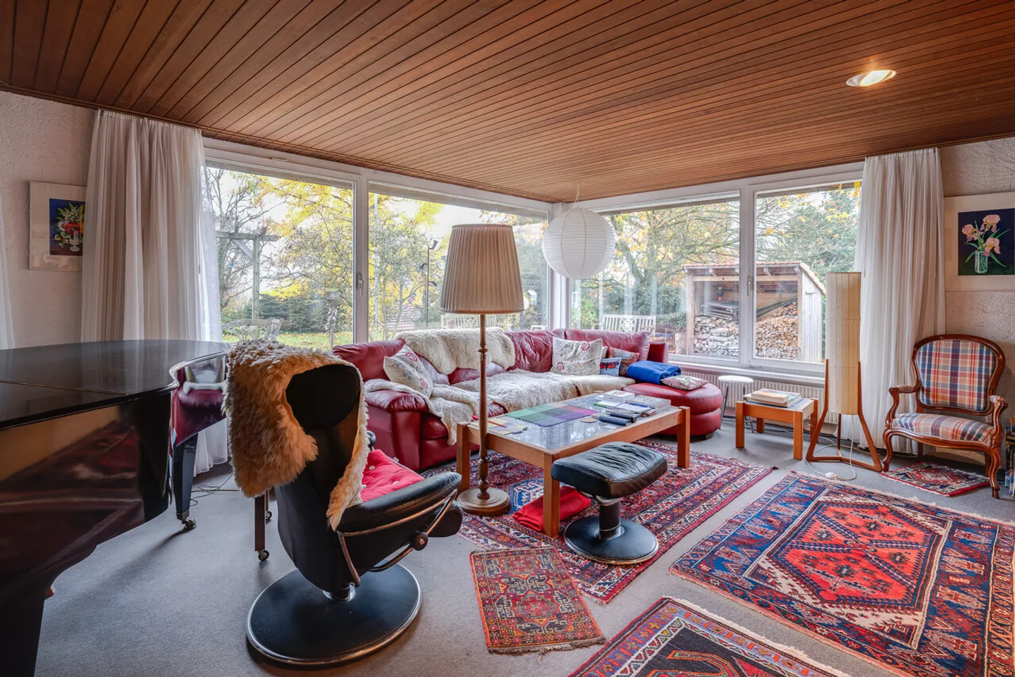 5.5-room single-family house with a separate apartment or building land over 2096m²! - Photo 2 of 19