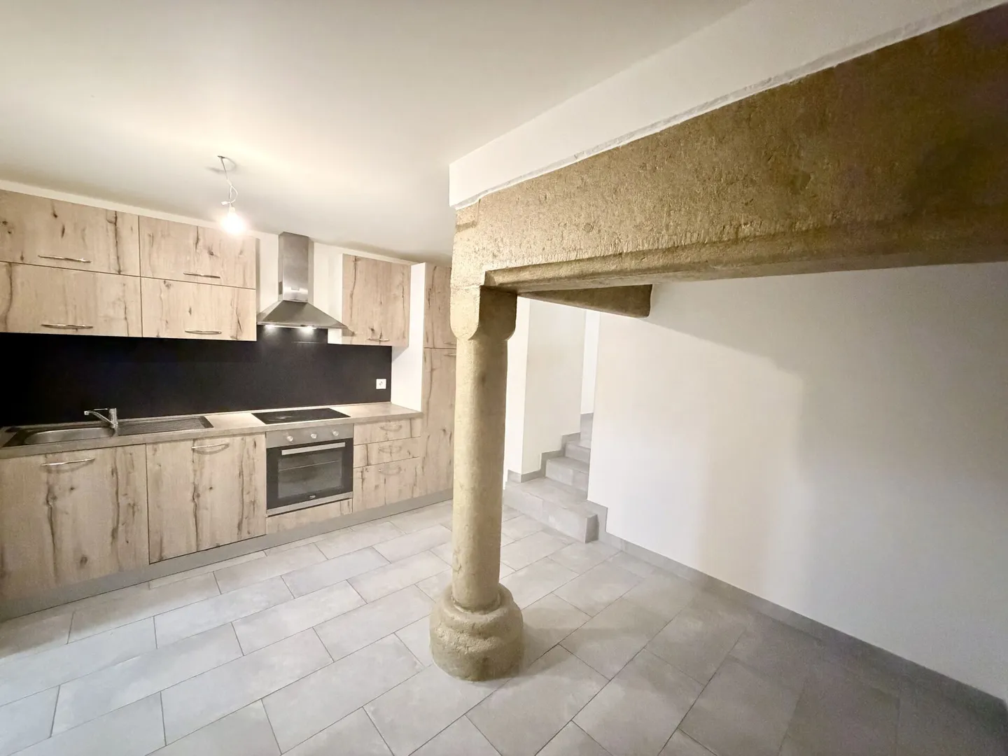 2-Zimmer-Wohnung im 1. Stock - Foto 2 von 8