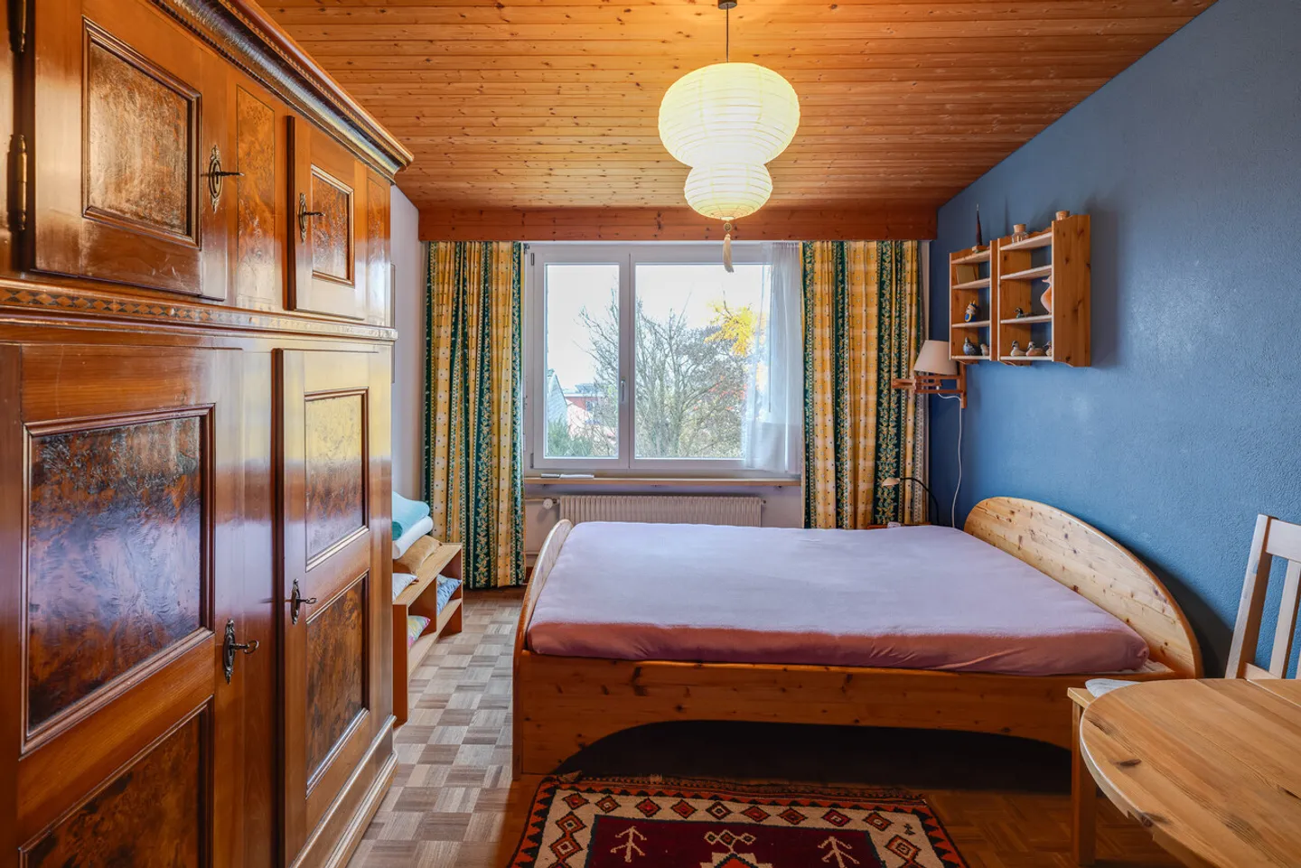 5.5-room single-family house with a separate apartment or building land over 2096m²! - Photo 11 of 19