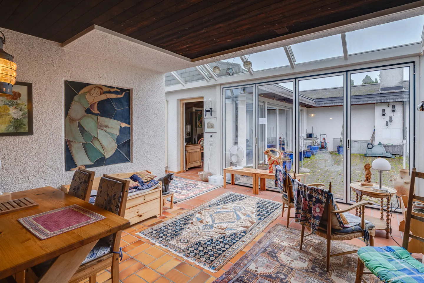 5.5-room single-family house with a separate apartment or building land over 2096m²! - Photo 5 of 19