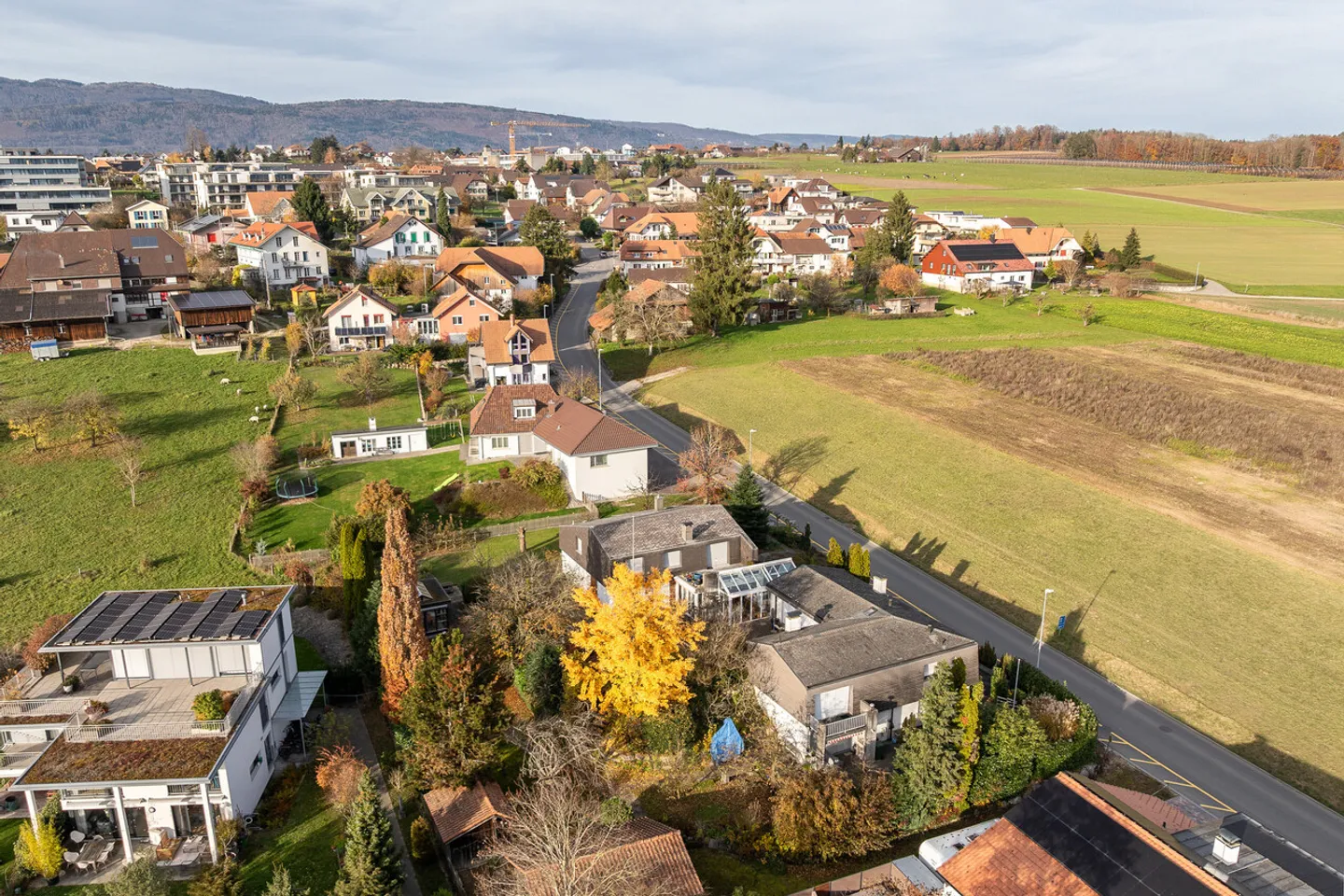 5.5-room single-family house with a separate apartment or building land over 2096m²! - Photo 19 of 19