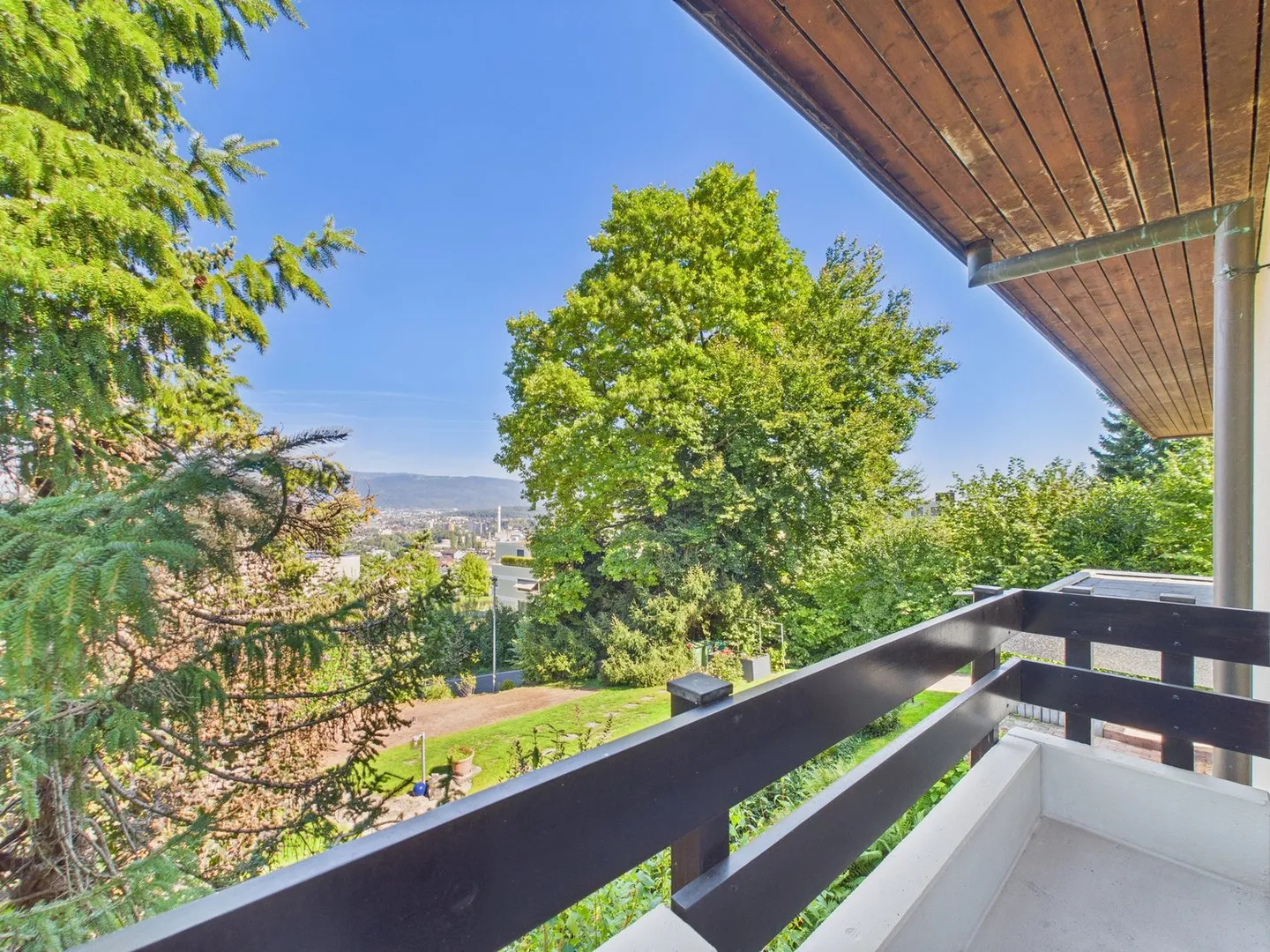 Affascinante casa unifamiliare di 6,5 stanze con vista sulle montagne a Port - Foto 13 di 25