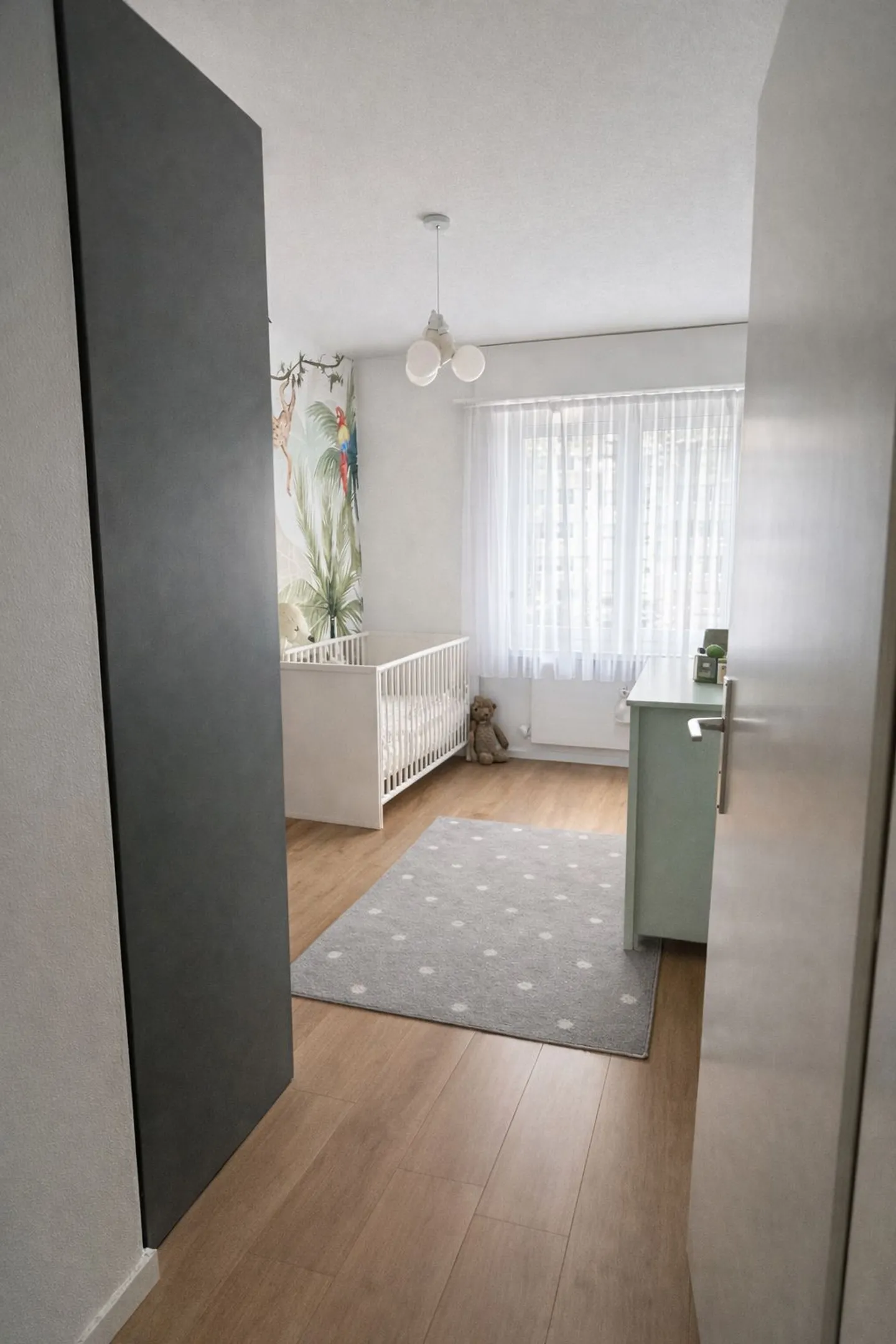 Moderne 4-Zimmer-Wohnung mit Balkon - Foto 6 von 7