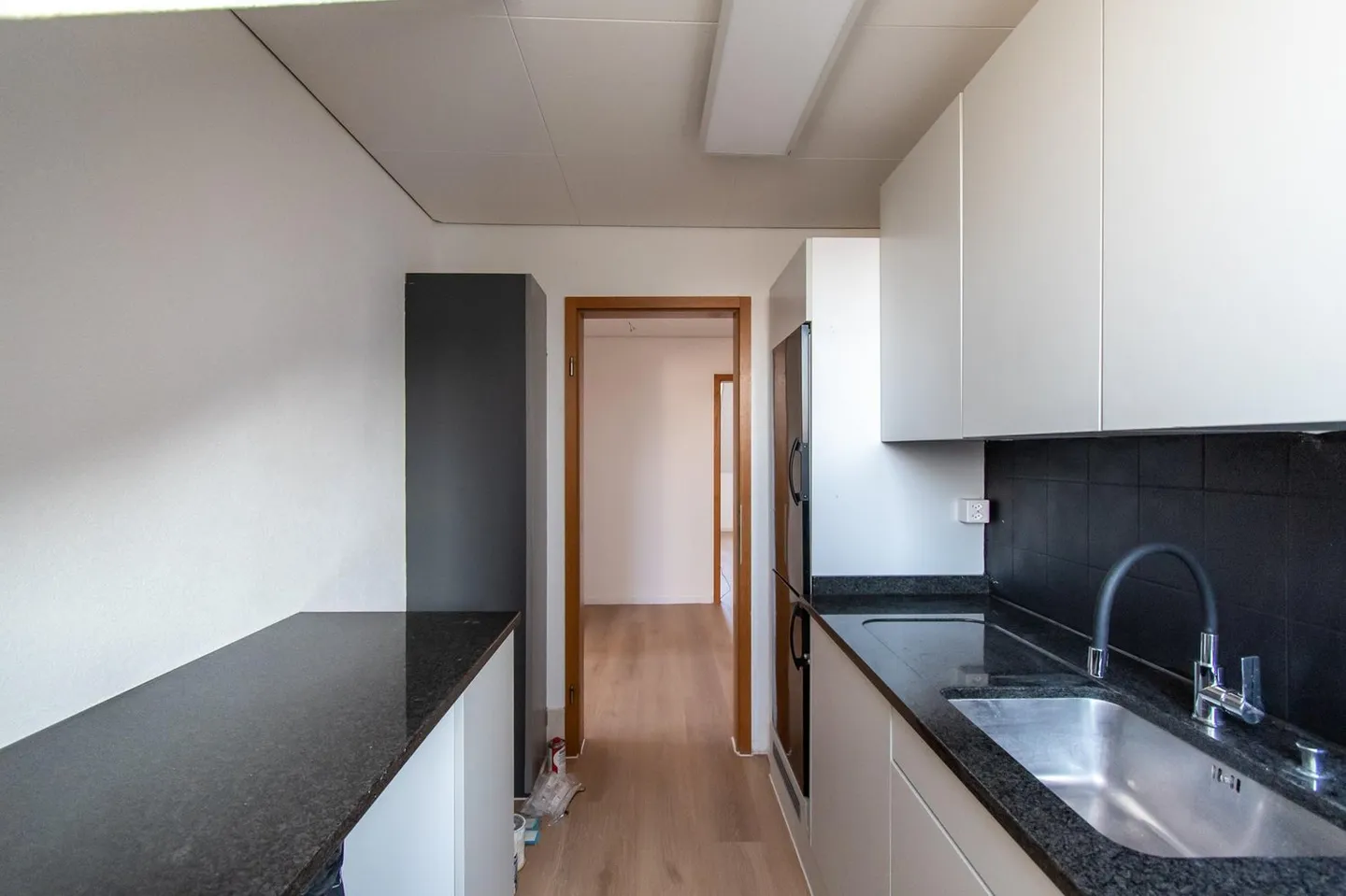 Appartement ensoleillé de 3,5 pièces avec vue sur le lac - Photo 12 sur 13