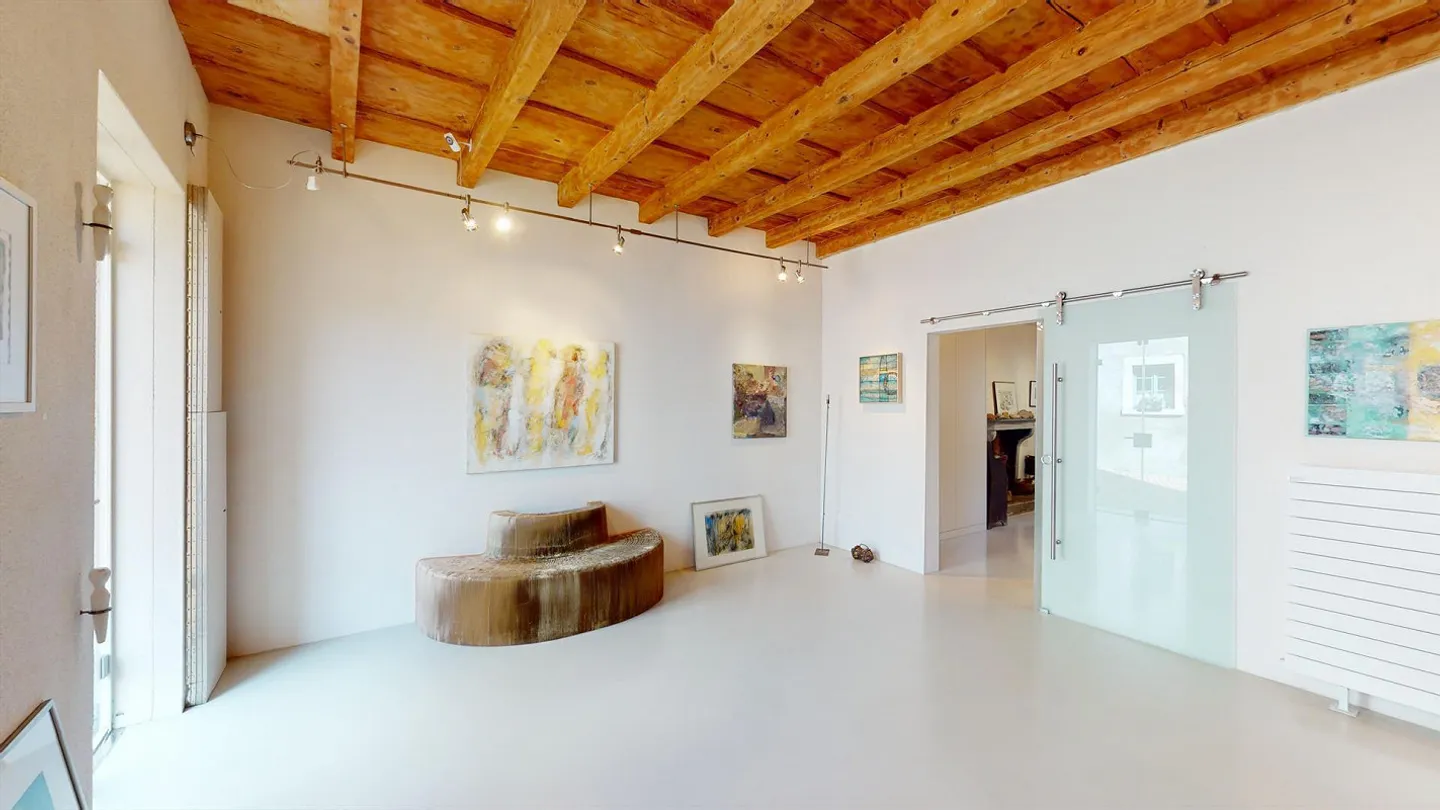 Casa unifamiliare in perfette condizioni. Possibilità di acquistare un terreno edificabile di circa 720 m² - Foto 4 di 30