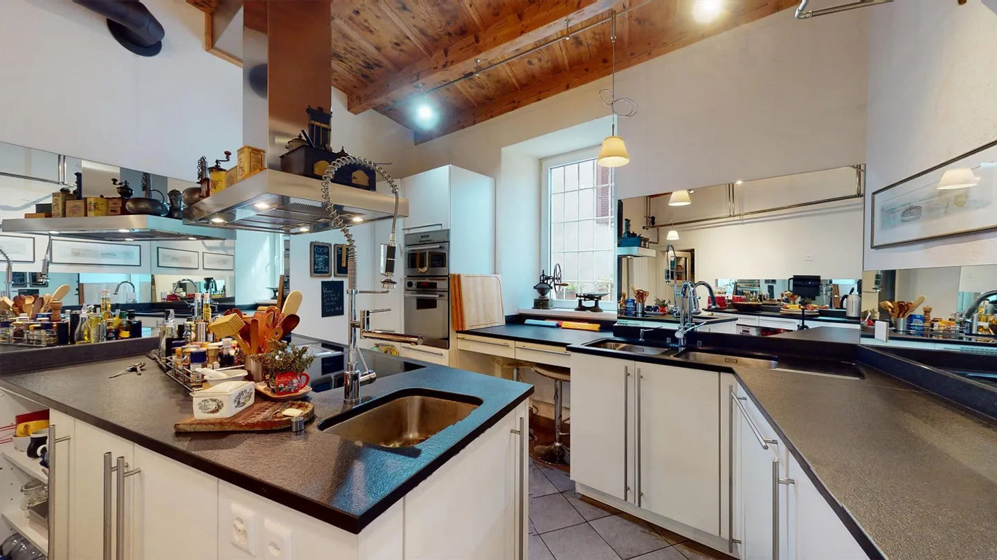 Casa unifamiliare in perfette condizioni. Possibilità di acquistare un terreno edificabile di circa 720 m² - Foto 12 di 30