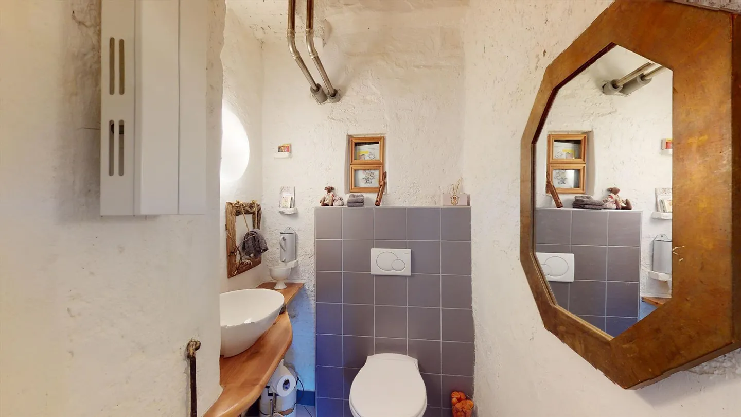 Casa unifamiliare in perfette condizioni. Possibilità di acquistare un terreno edificabile di circa 720 m² - Foto 16 di 30