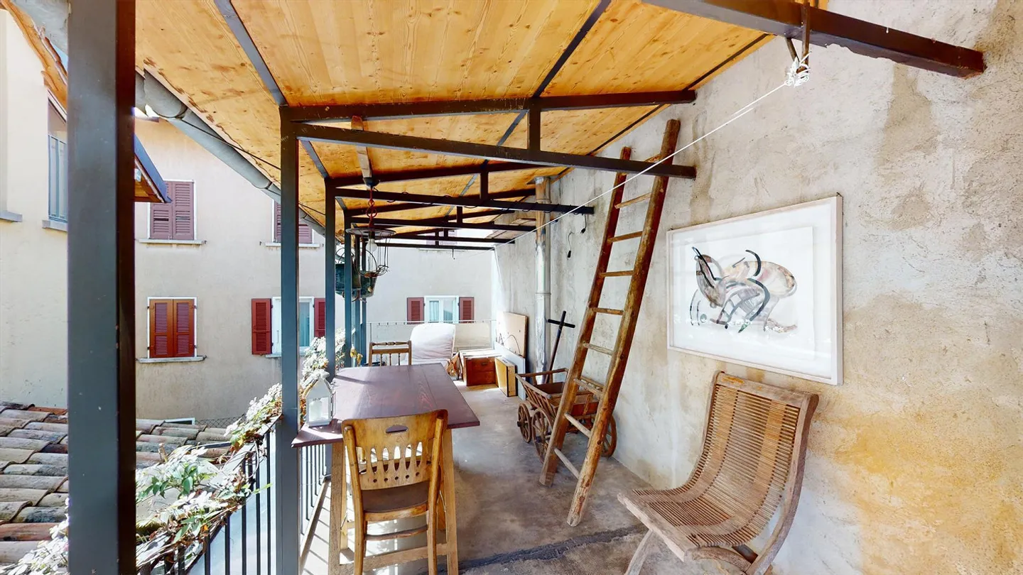 Casa unifamiliare in perfette condizioni. Possibilità di acquistare un terreno edificabile di circa 720 m² - Foto 17 di 30