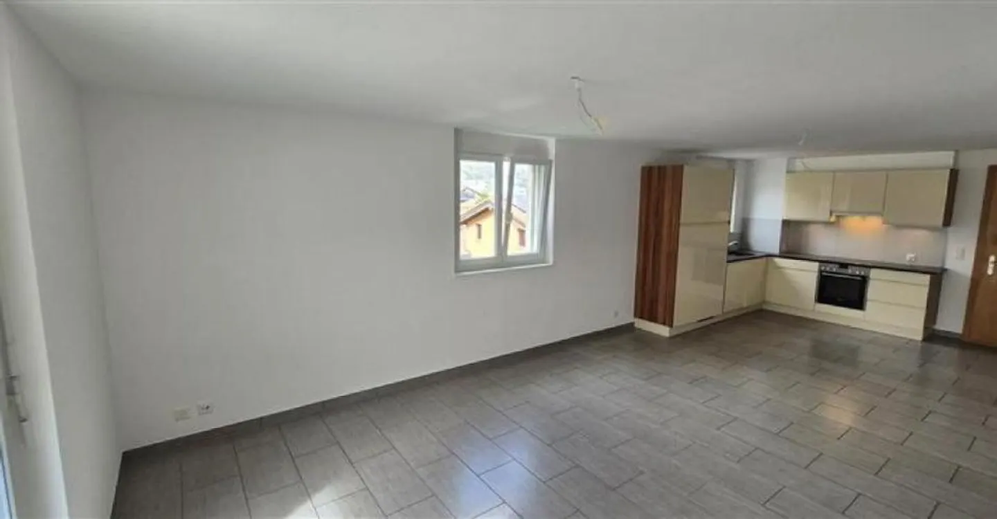 Charming 4.5-room apartment - Photo 3 of 13