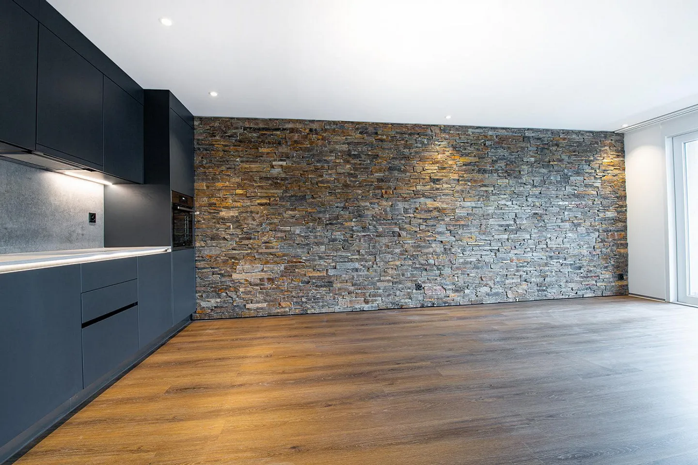 Your new apartment near the Lange Erlen - Photo 3 of 6