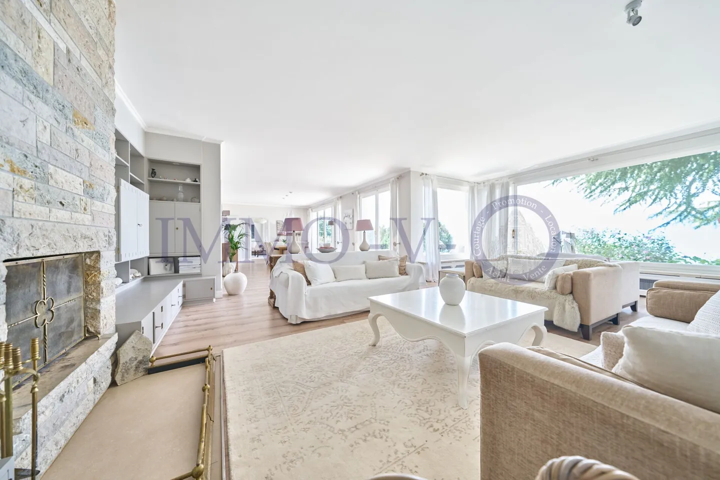 PRESTIGIOSO CON PISCINA E VISTA PANORAMICA - ARREDATO - Foto 8 di 18
