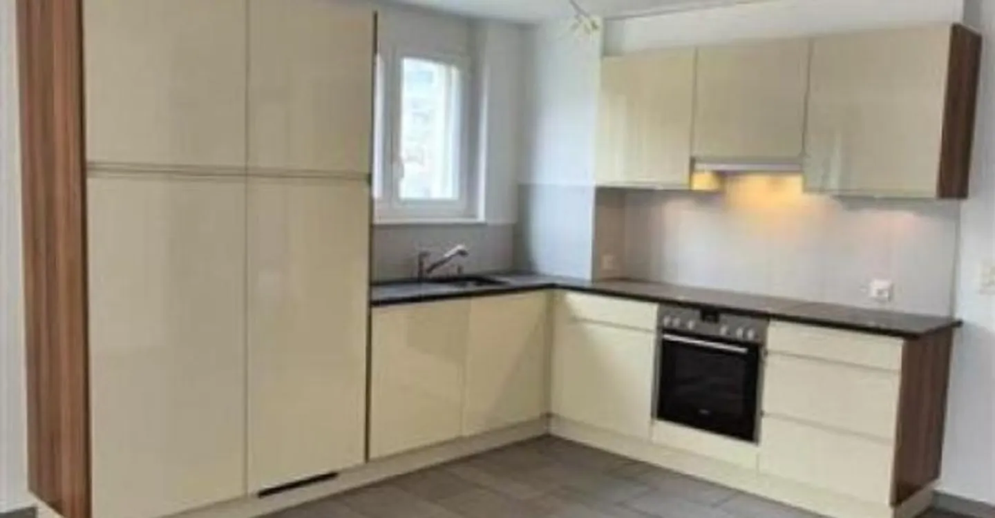 Charming 4.5-room apartment - Photo 4 of 13