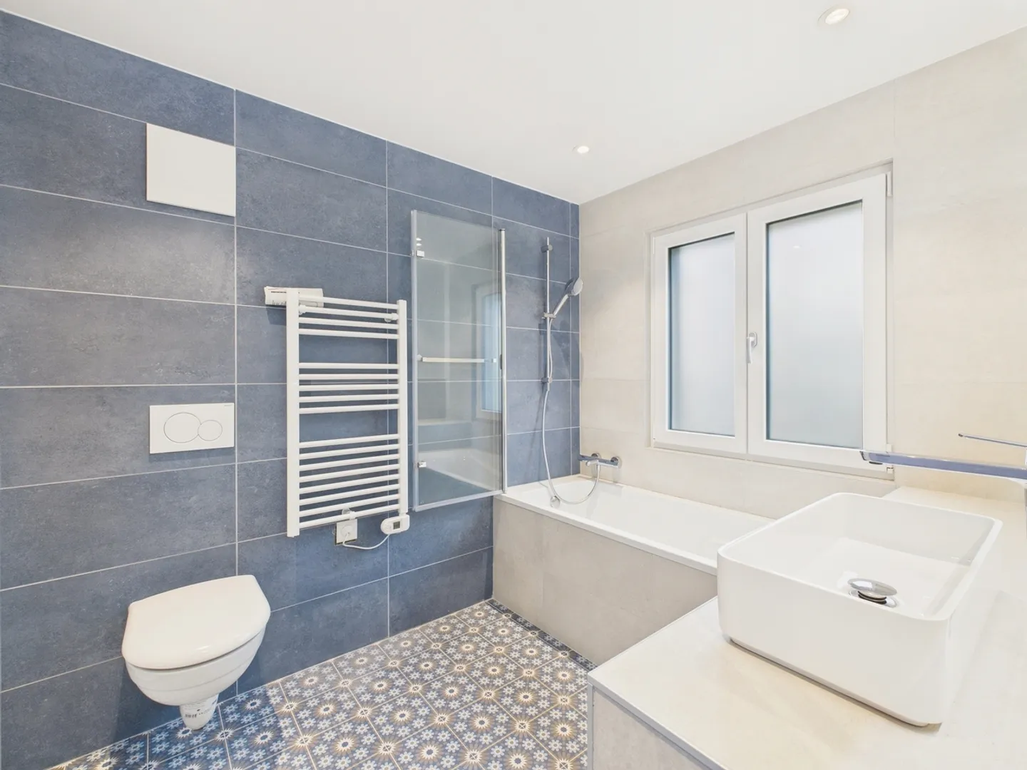 Stupenda casa a schiera con studio indipendente e vista eccezionale sul lago - Foto 9 di 13