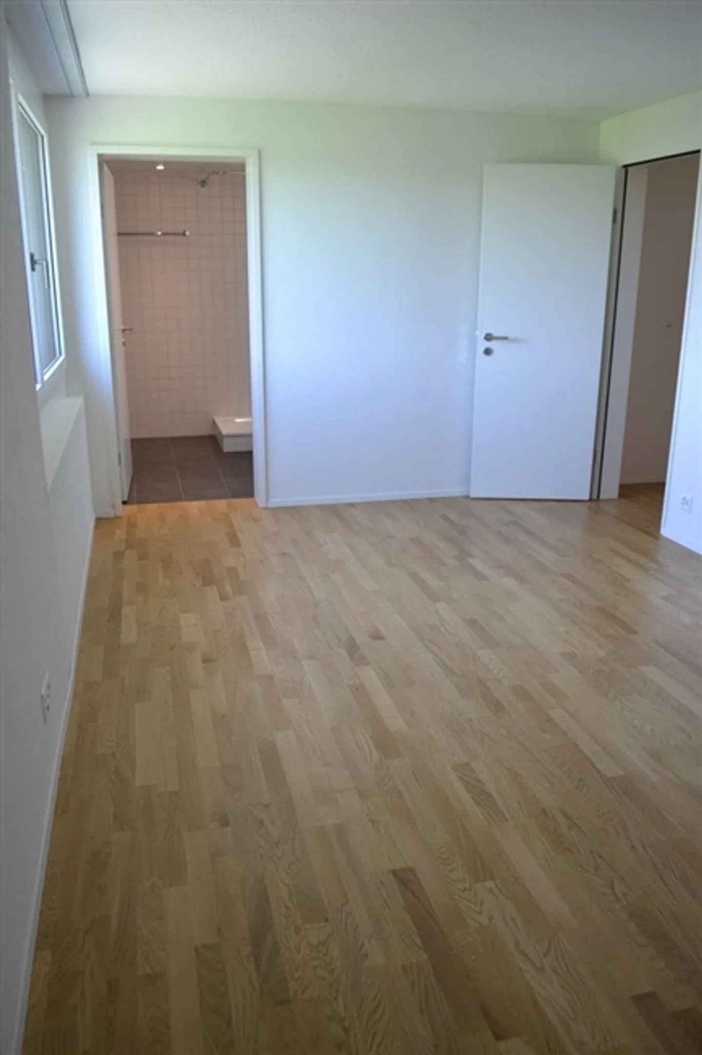 Appartement 4.5 pièces dans le quartier moderne de Nessleren - Photo 7 sur 12