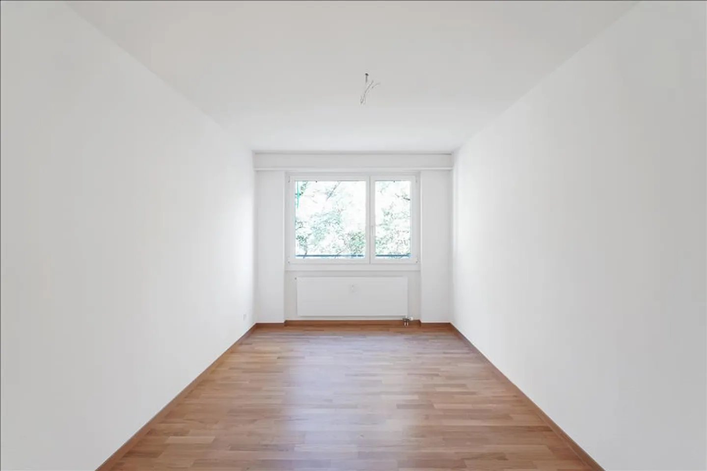 Bright, modern apartment in Binningen - Photo 9 of 12