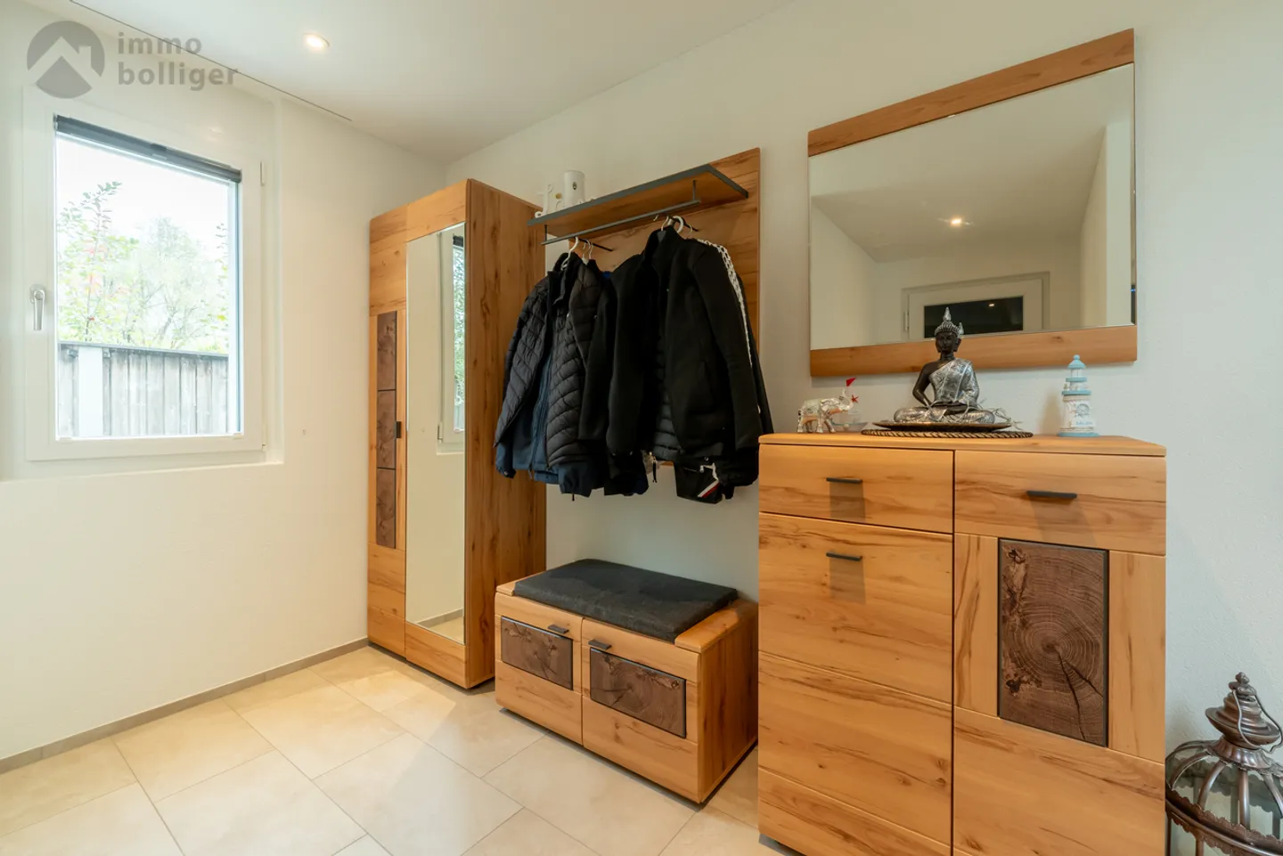 Living where quality feels at home - Photo 2 of 13