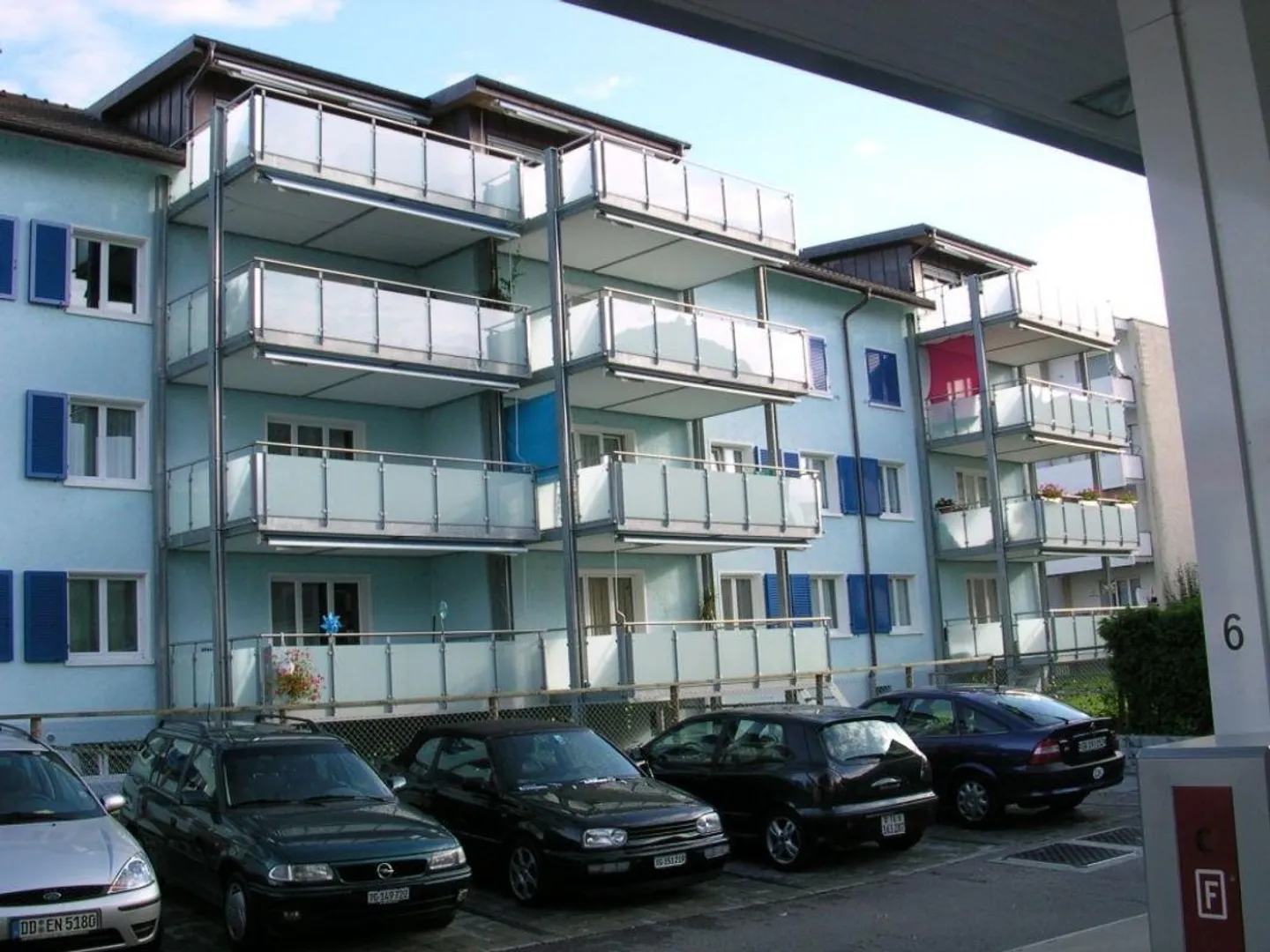 Luminoso appartamento mansardato di 2,5 stanze con grande balcone - Foto 9 di 11
