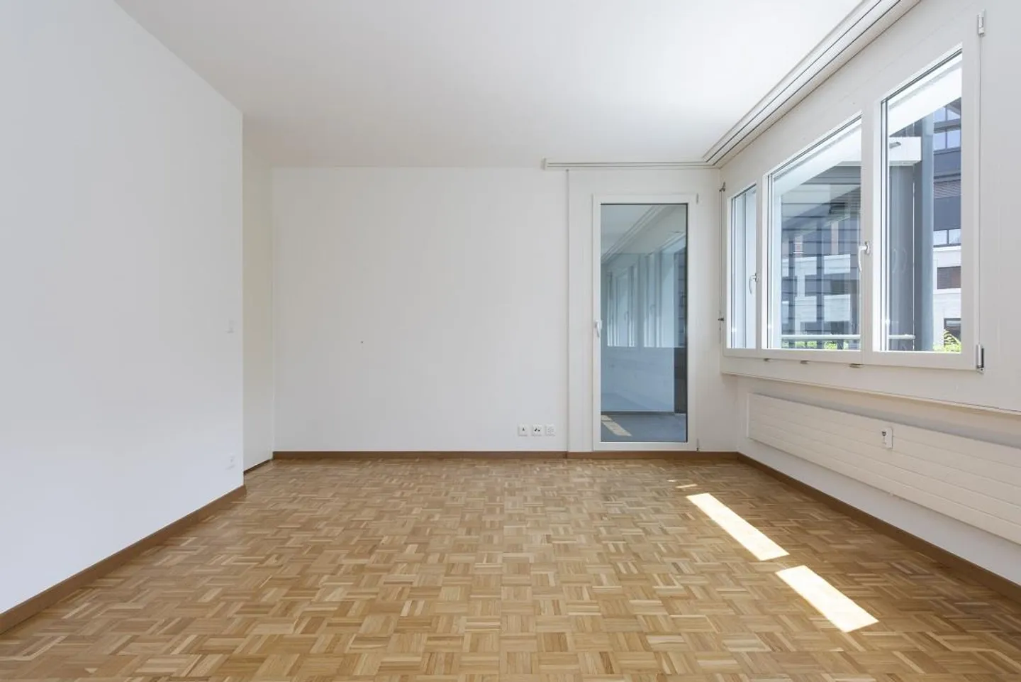 Appartamento con Balcone Vetrato - Foto 3 di 13