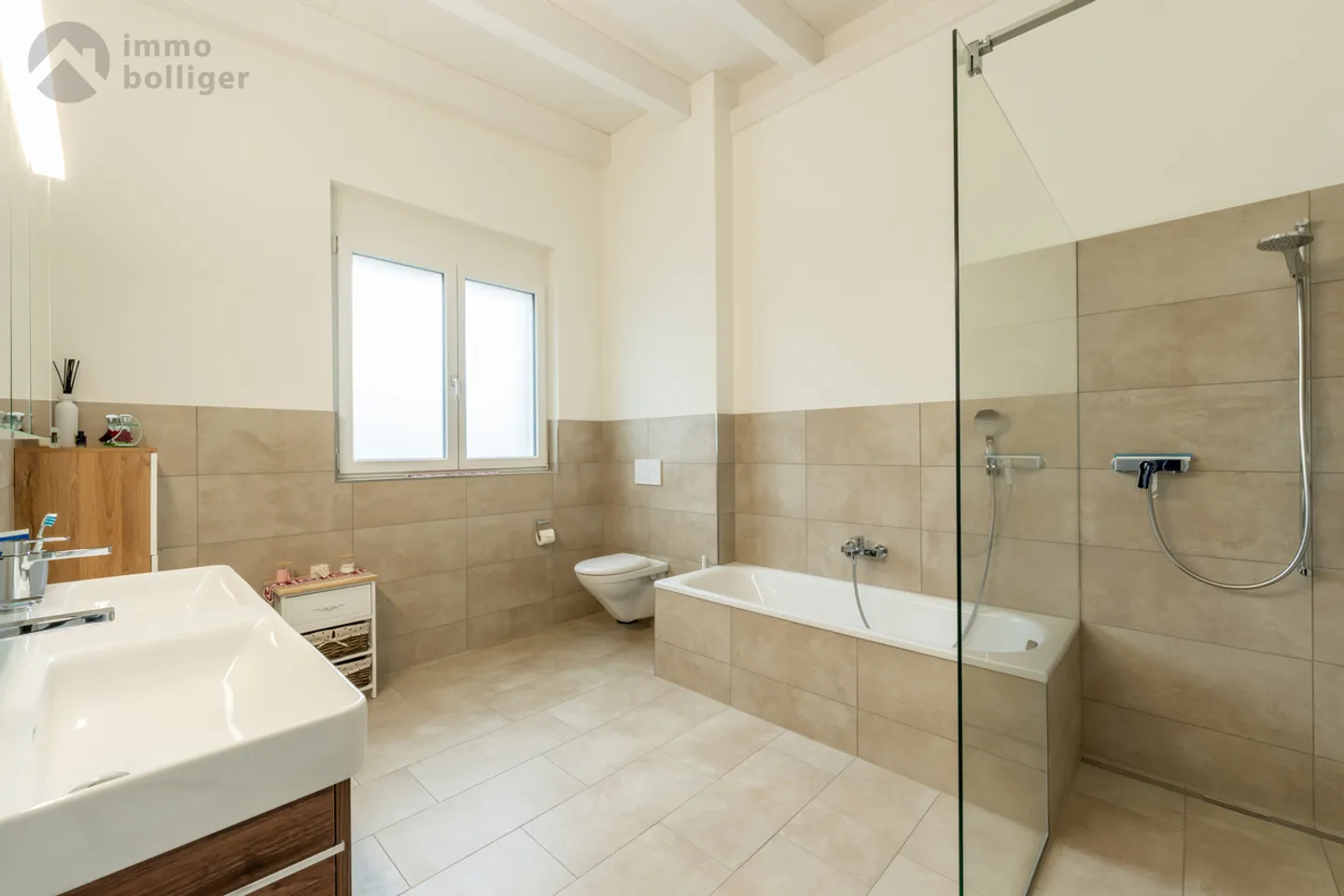 Living where quality feels at home - Photo 10 of 13