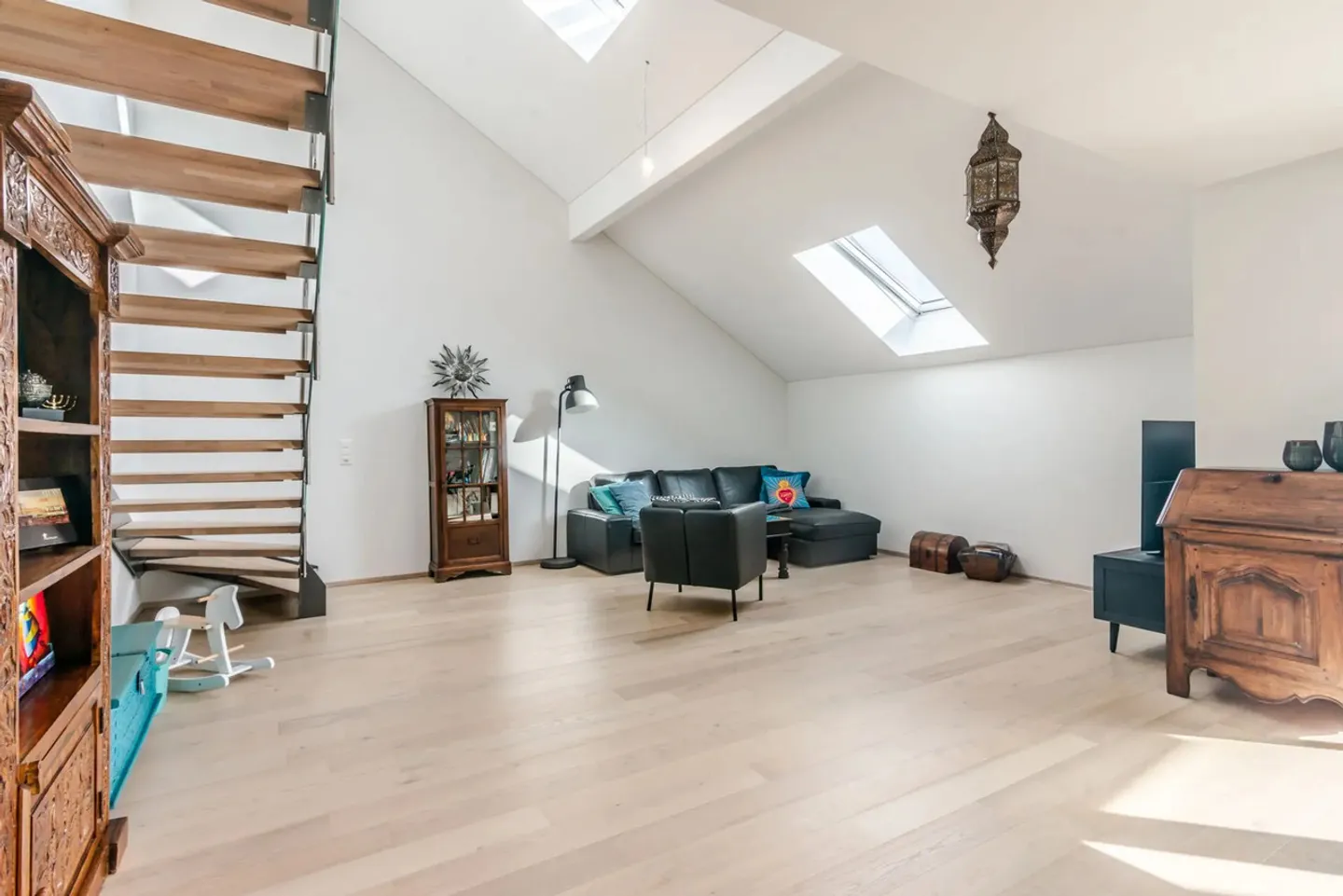 Romanel-sur-Lausanne - Extraordinary Penthouse Duplex Apartment - Photo 9 of 9