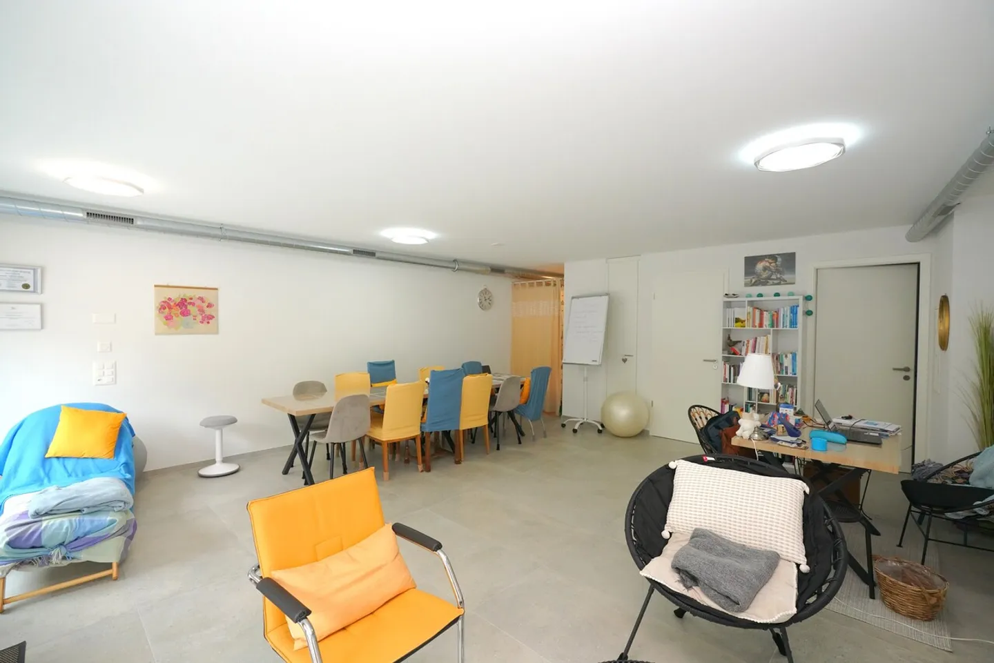 SPAZIO COMMERCIALE A SIERRE - Foto 2 di 7