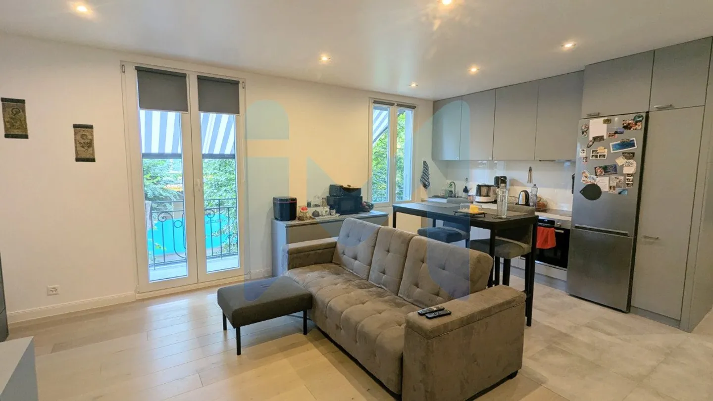 Lease takeover - 2.5 rooms Lausanne (Ouchy / Sous-Gare) - From September 15, 2026 - Photo 2 of 8