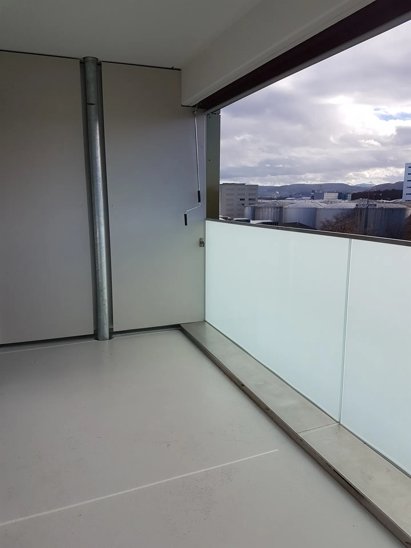 Charming 4-Room Apartment - Photo 6 of 11