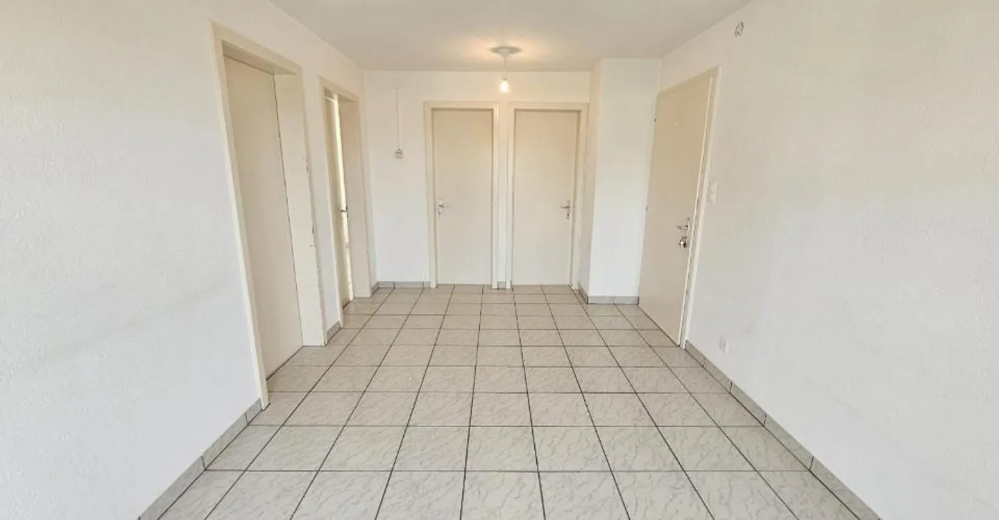 Appartement Charmant avec Balcon - Photo 4 sur 8