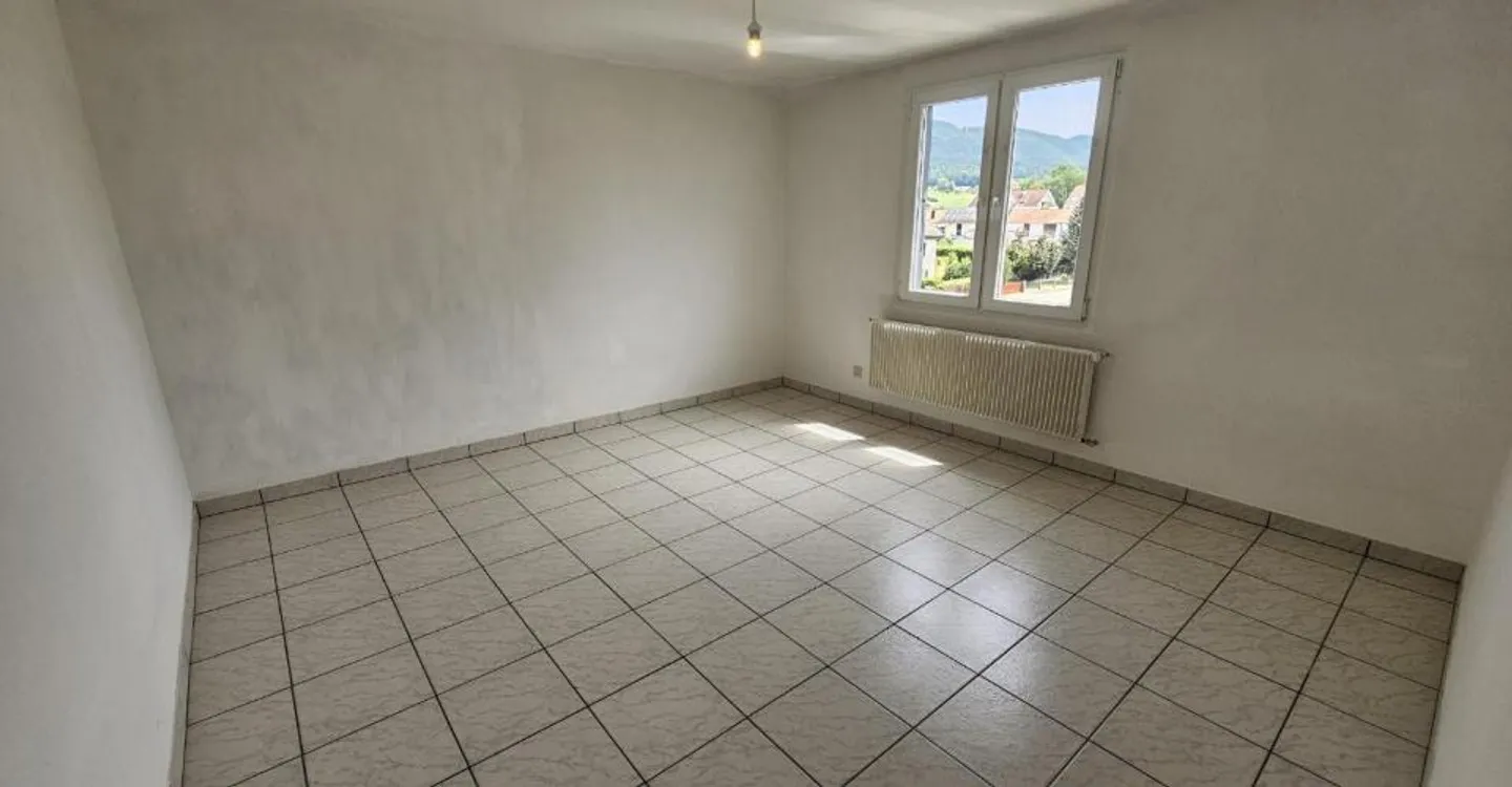 Appartement Charmant avec Balcon - Photo 6 sur 8