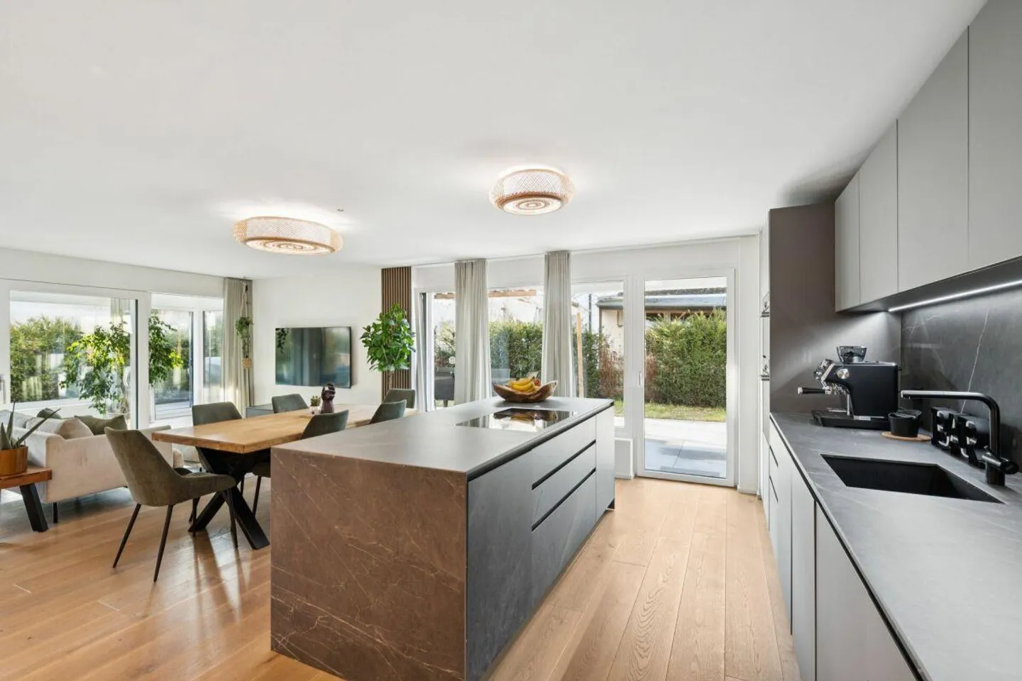 New construction: Exclusive 3.5-room garden apartment with generous garden share and parking space - Photo 4 of 11