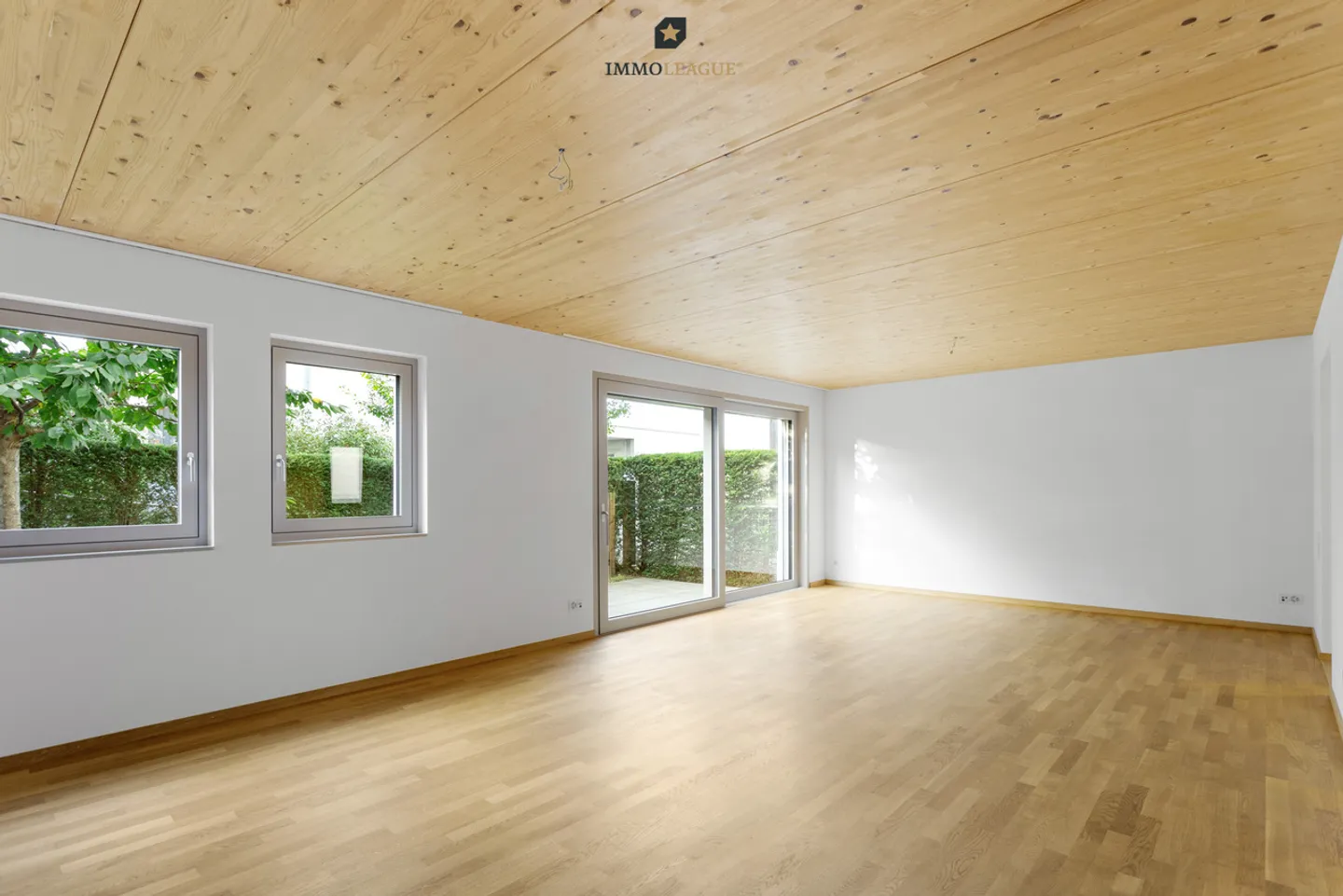 Single house for sale - Photo 2 of 11