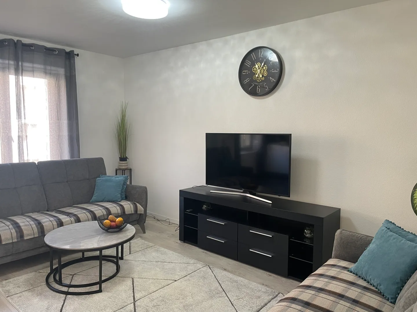 Appartement à louer - Photo 3 sur 8