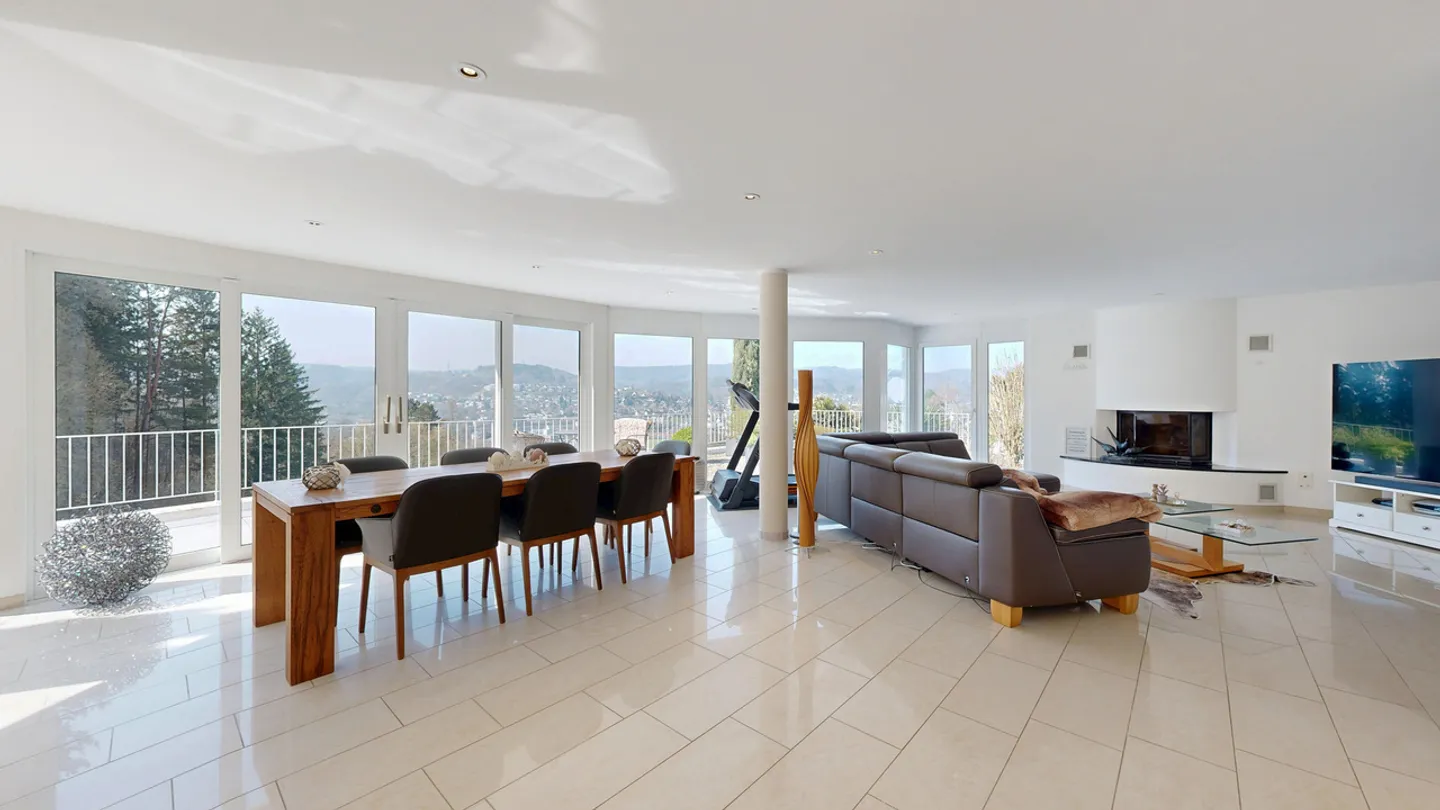 Dreamy 7.5-room single-family house with double garage and panoramic view - Photo 4 of 39