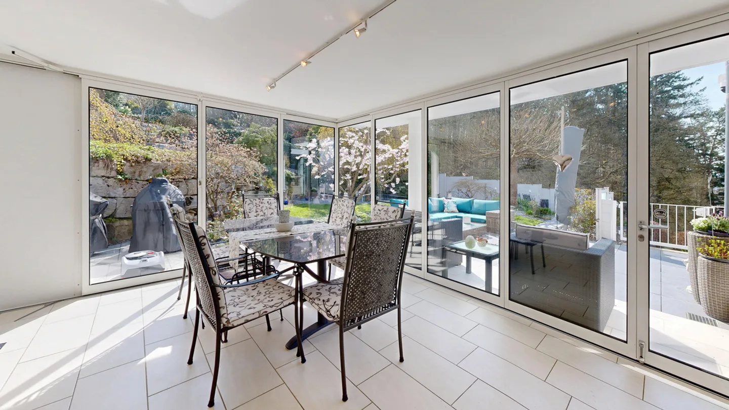 Dreamy 7.5-room single-family house with double garage and panoramic view - Photo 10 of 39