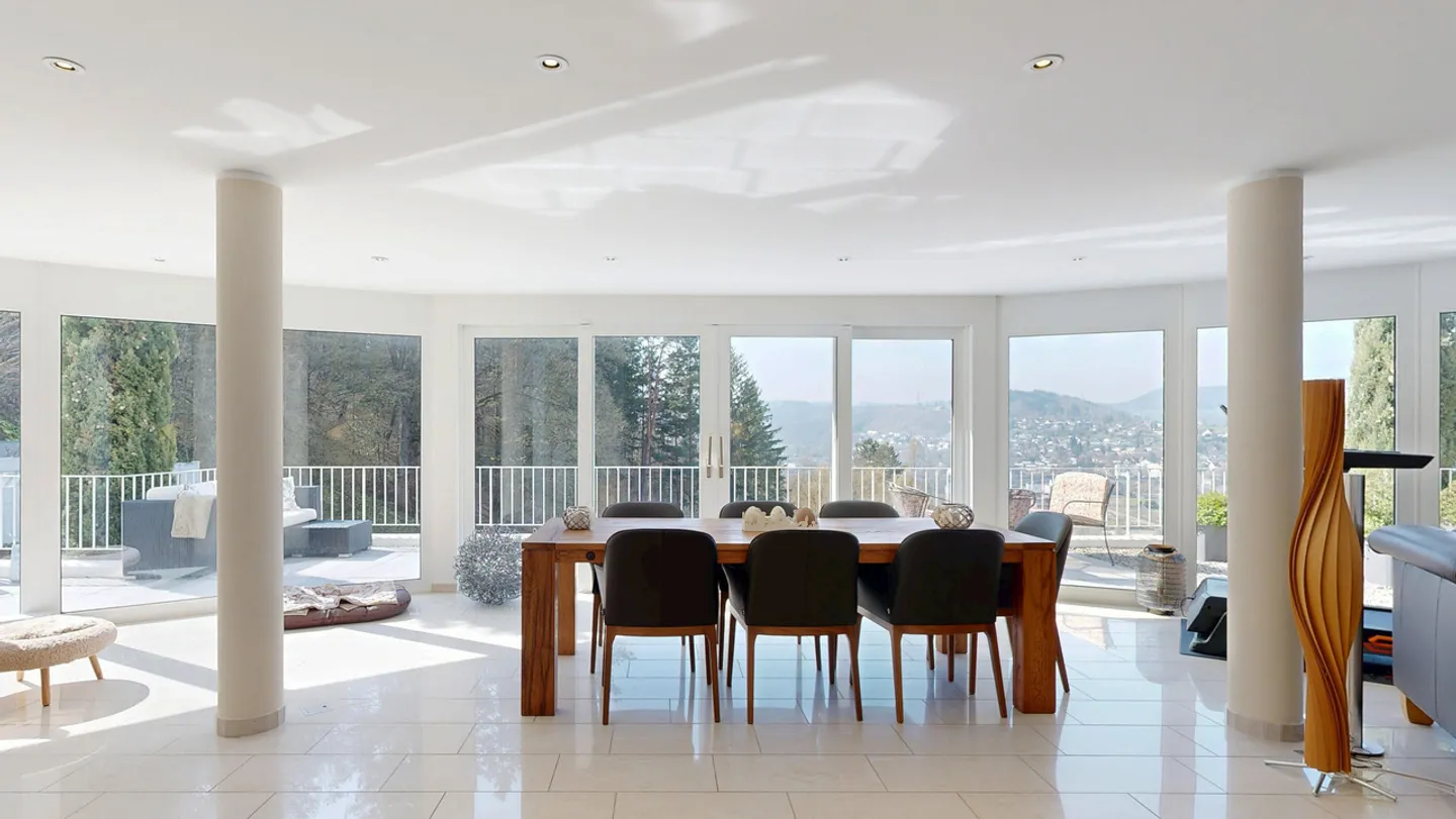 Dreamy 7.5-room single-family house with double garage and panoramic view - Photo 6 of 39