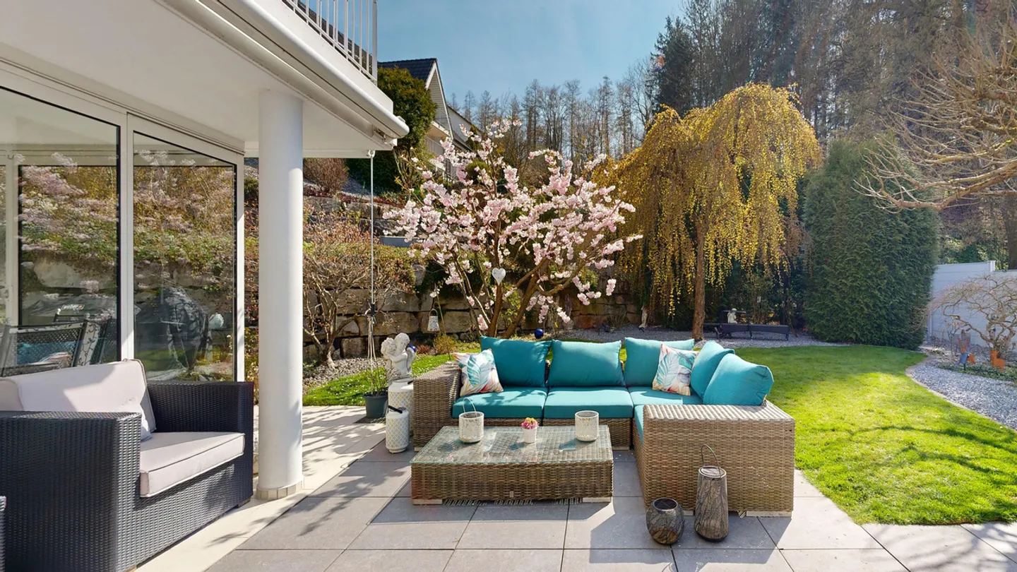 Dreamy 7.5-room single-family house with double garage and panoramic view - Photo 11 of 39