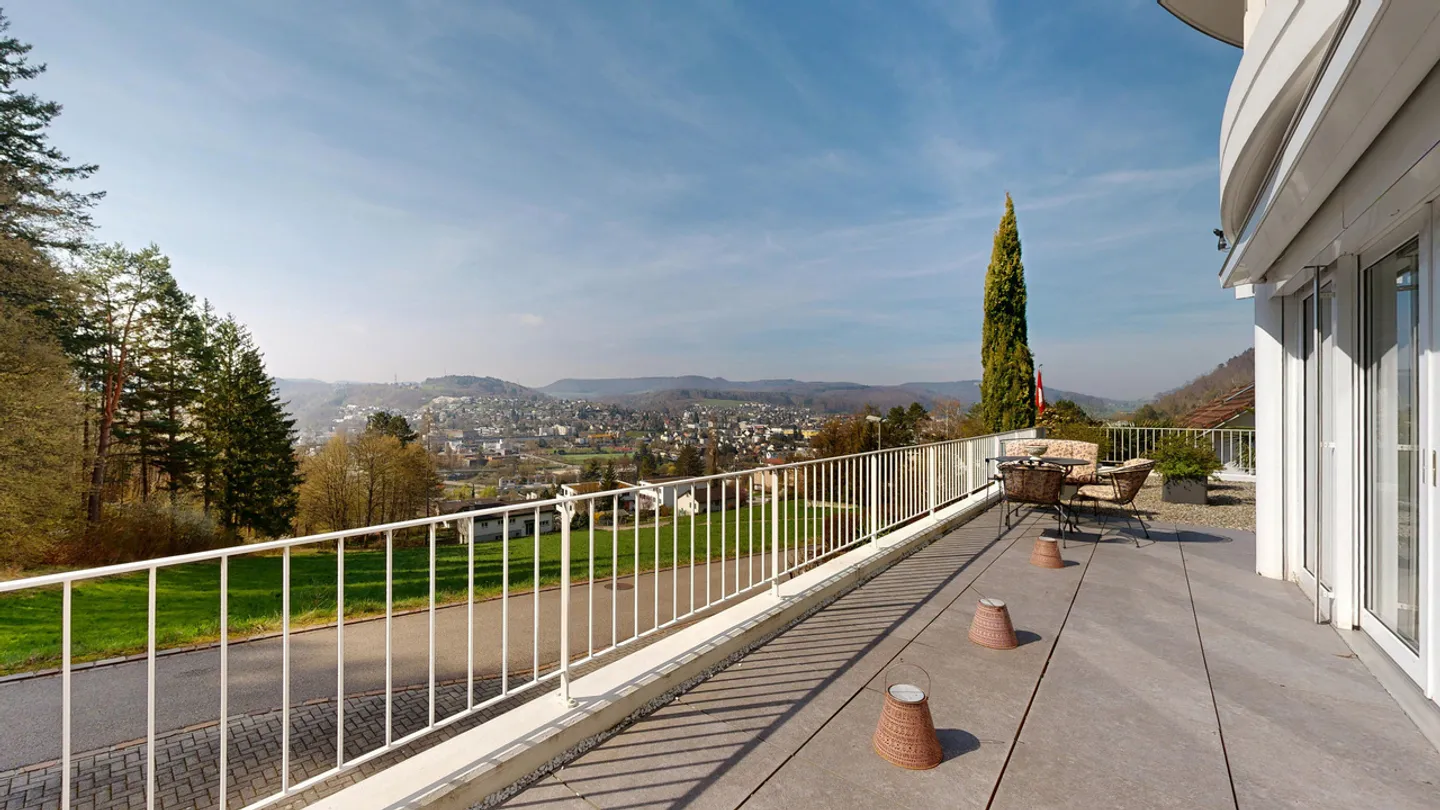 Dreamy 7.5-room single-family house with double garage and panoramic view - Photo 17 of 39