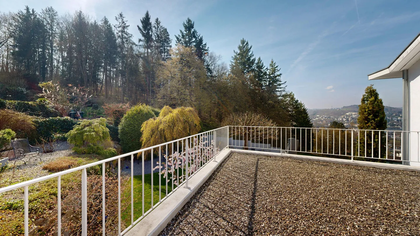 Dreamy 7.5-room single-family house with double garage and panoramic view - Photo 30 of 39