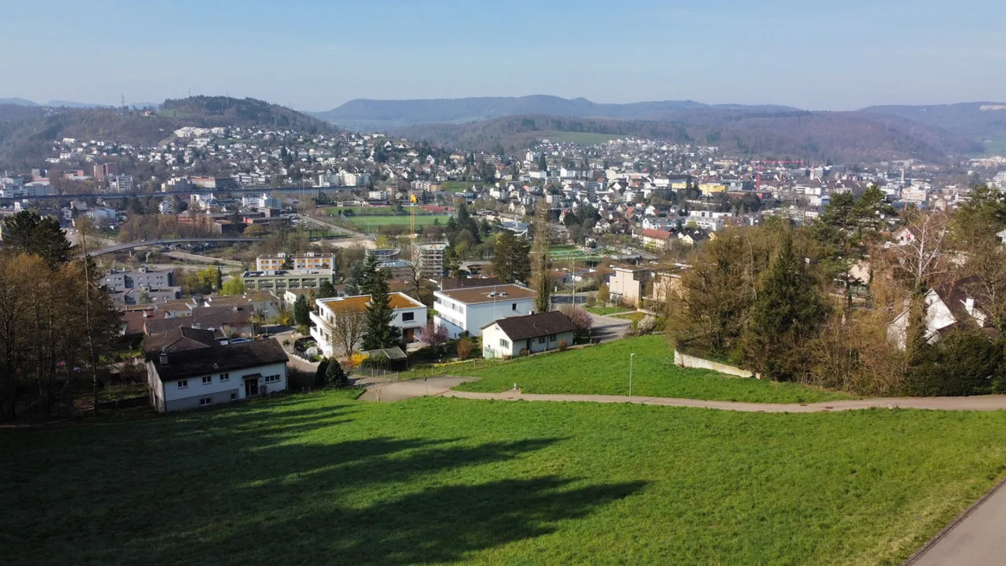 Dreamy 7.5-room single-family house with double garage and panoramic view - Photo 38 of 39